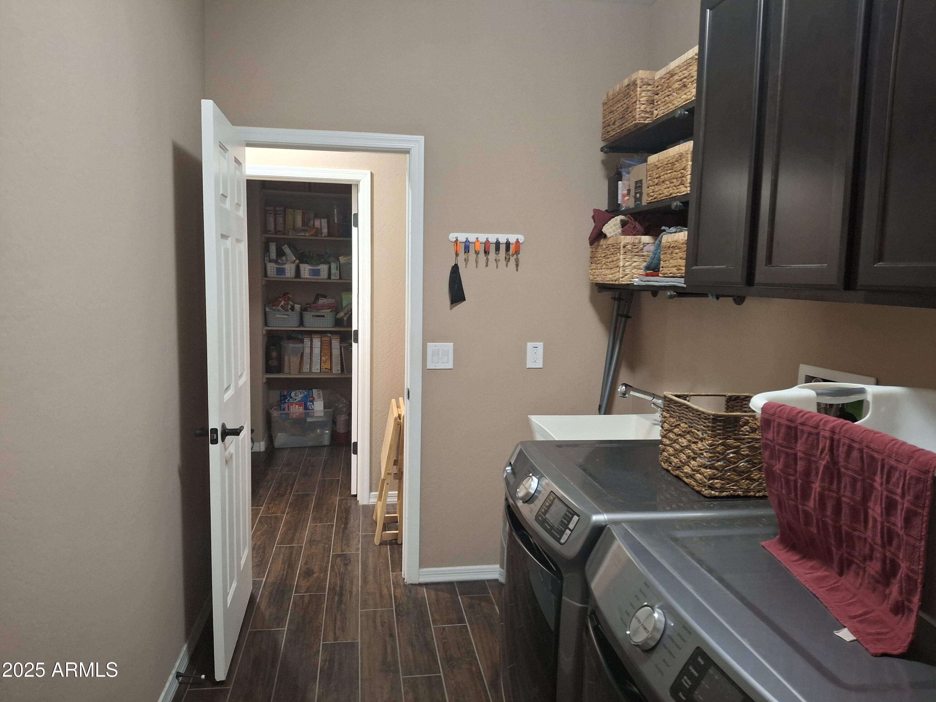 10773 W PRICKLY PEAR Trail