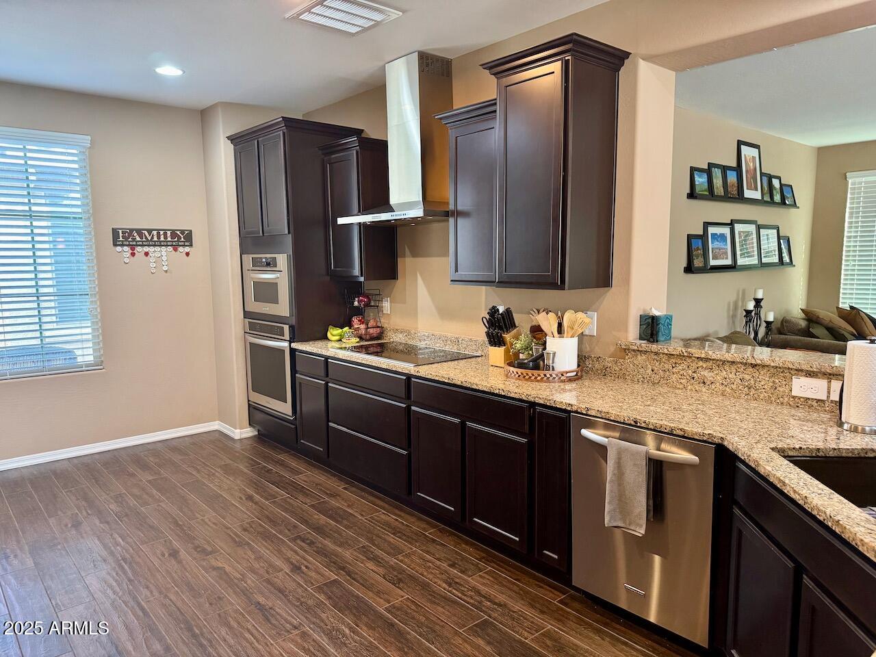 10773 W PRICKLY PEAR Trail