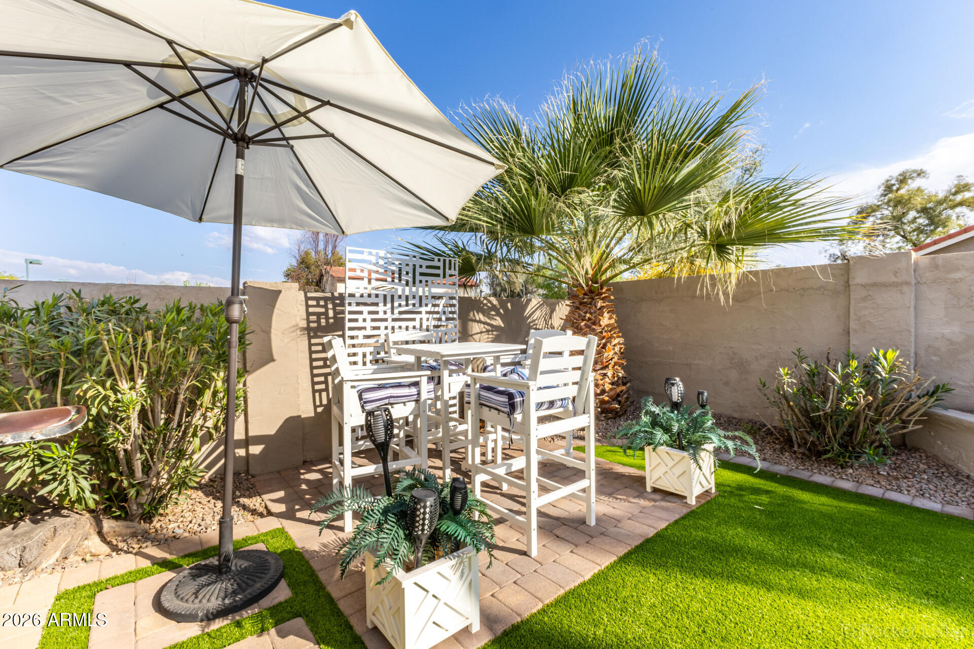 2379 W GAIL Drive