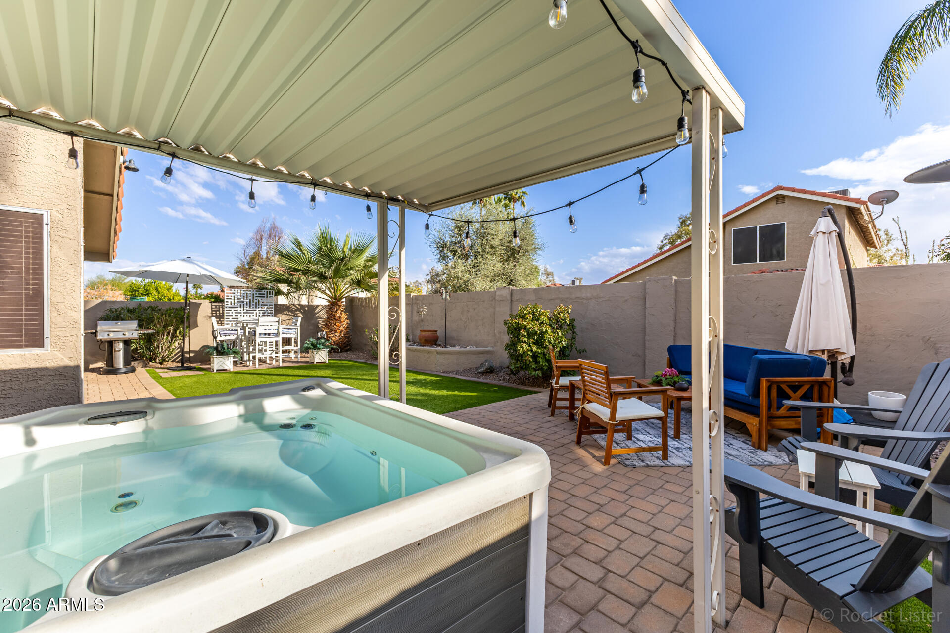 2379 W GAIL Drive