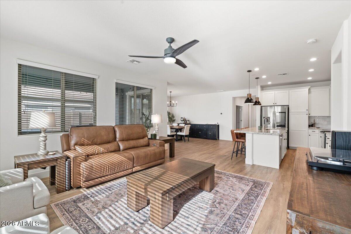 3462 N LOS ALAMOS