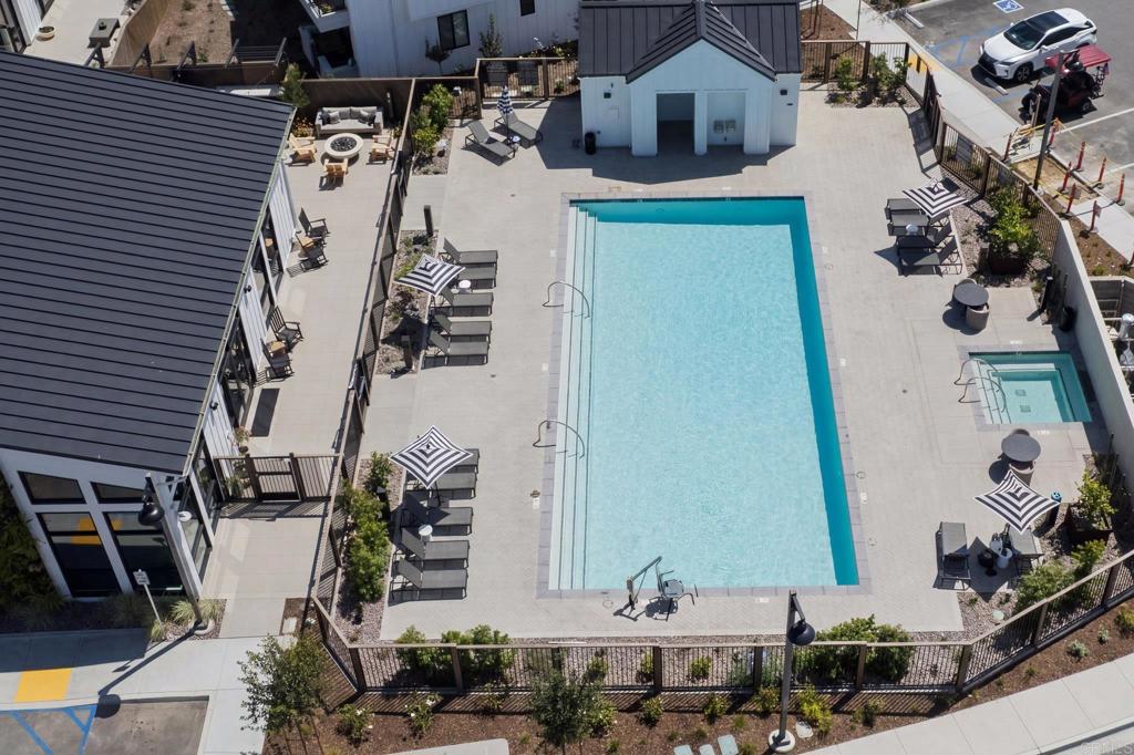 1105 Catania Court 203