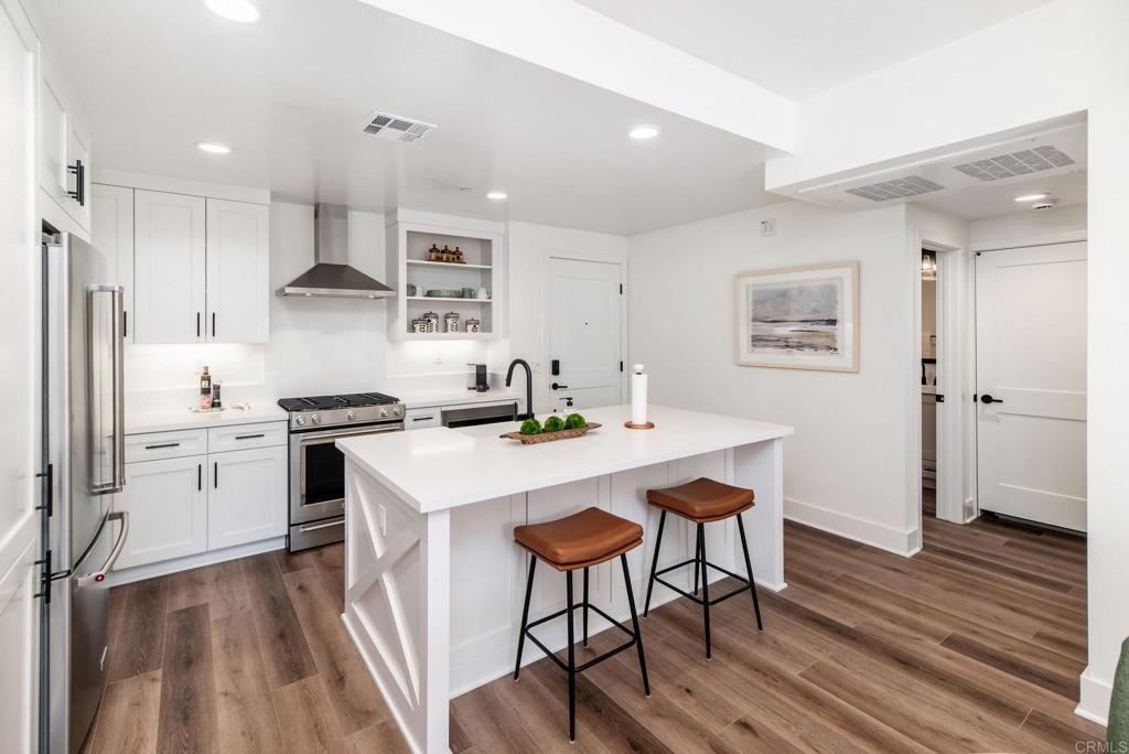 1105 Catania Court 203