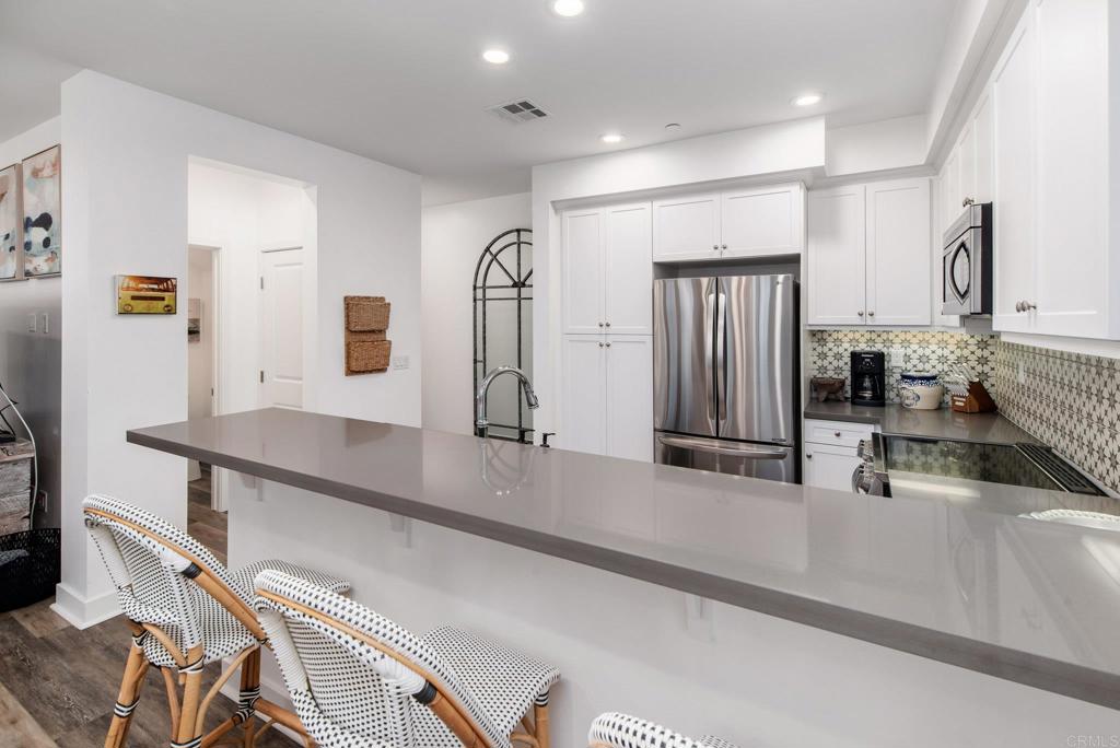 1115 Sea Glass Way