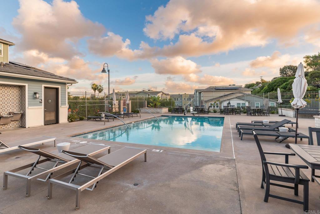 1115 Sea Glass Way