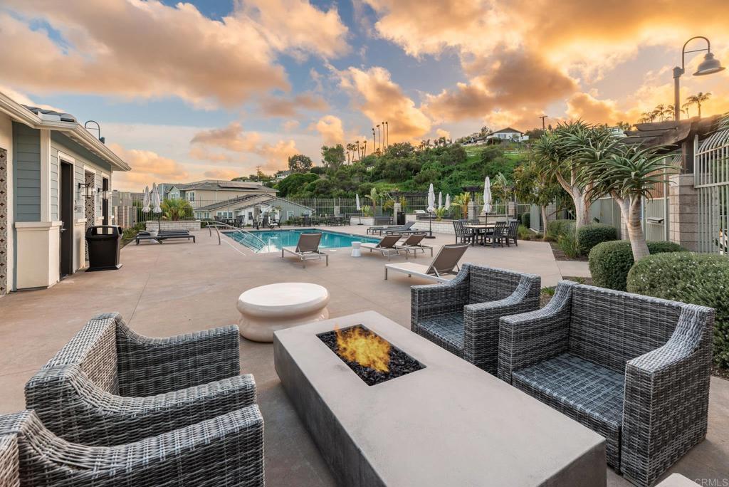 1115 Sea Glass Way