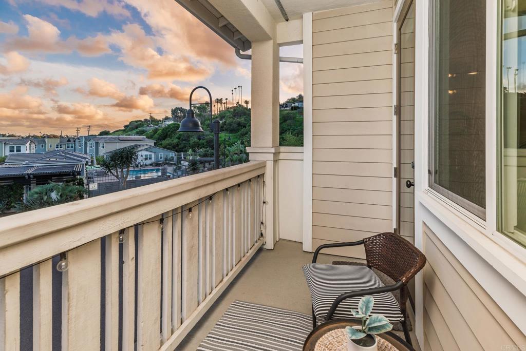 1115 Sea Glass Way