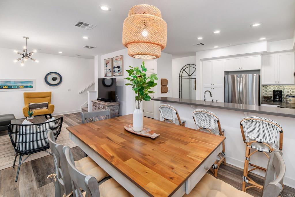 1115 Sea Glass Way