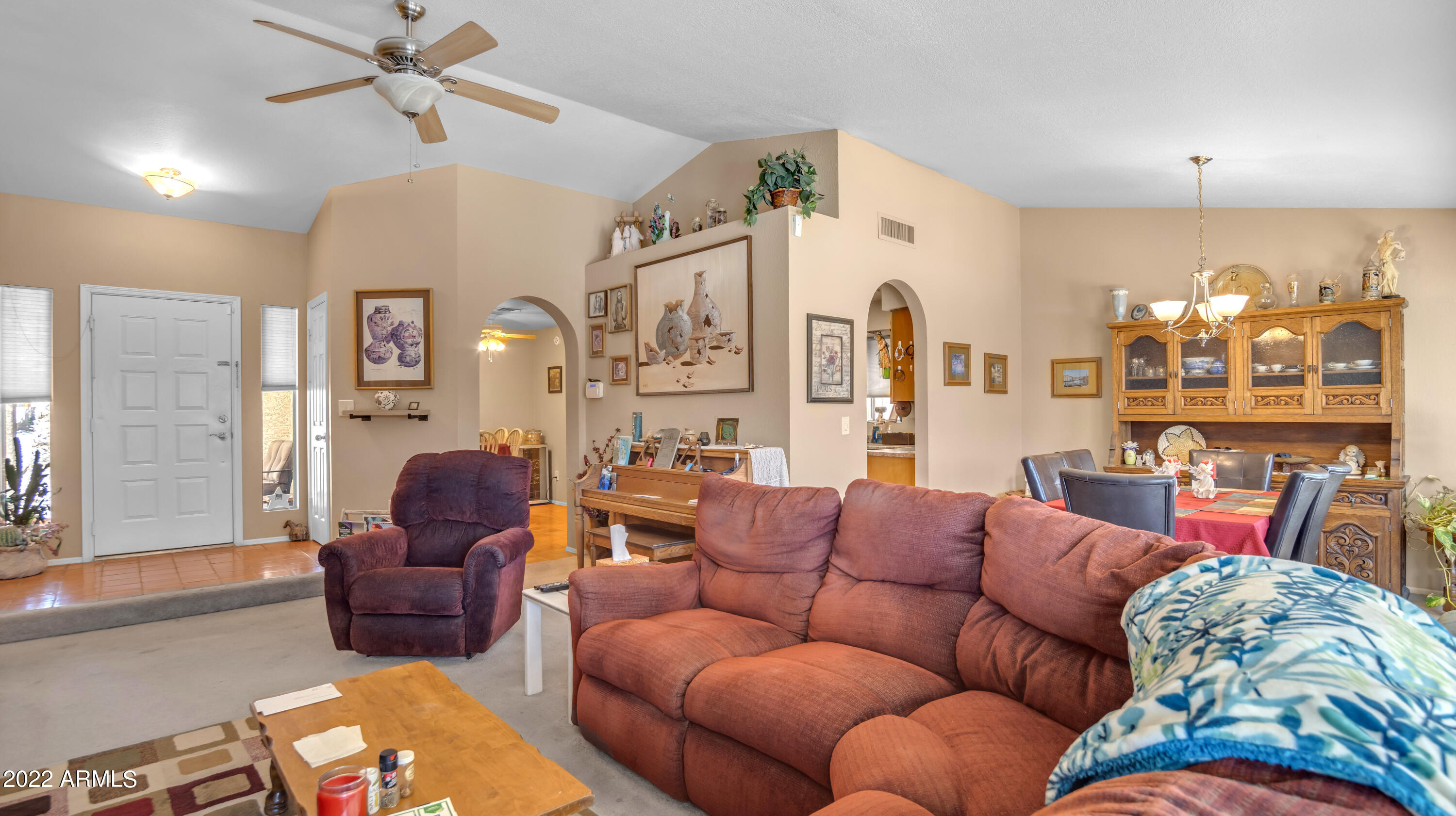 4325 E WOODLAND Drive