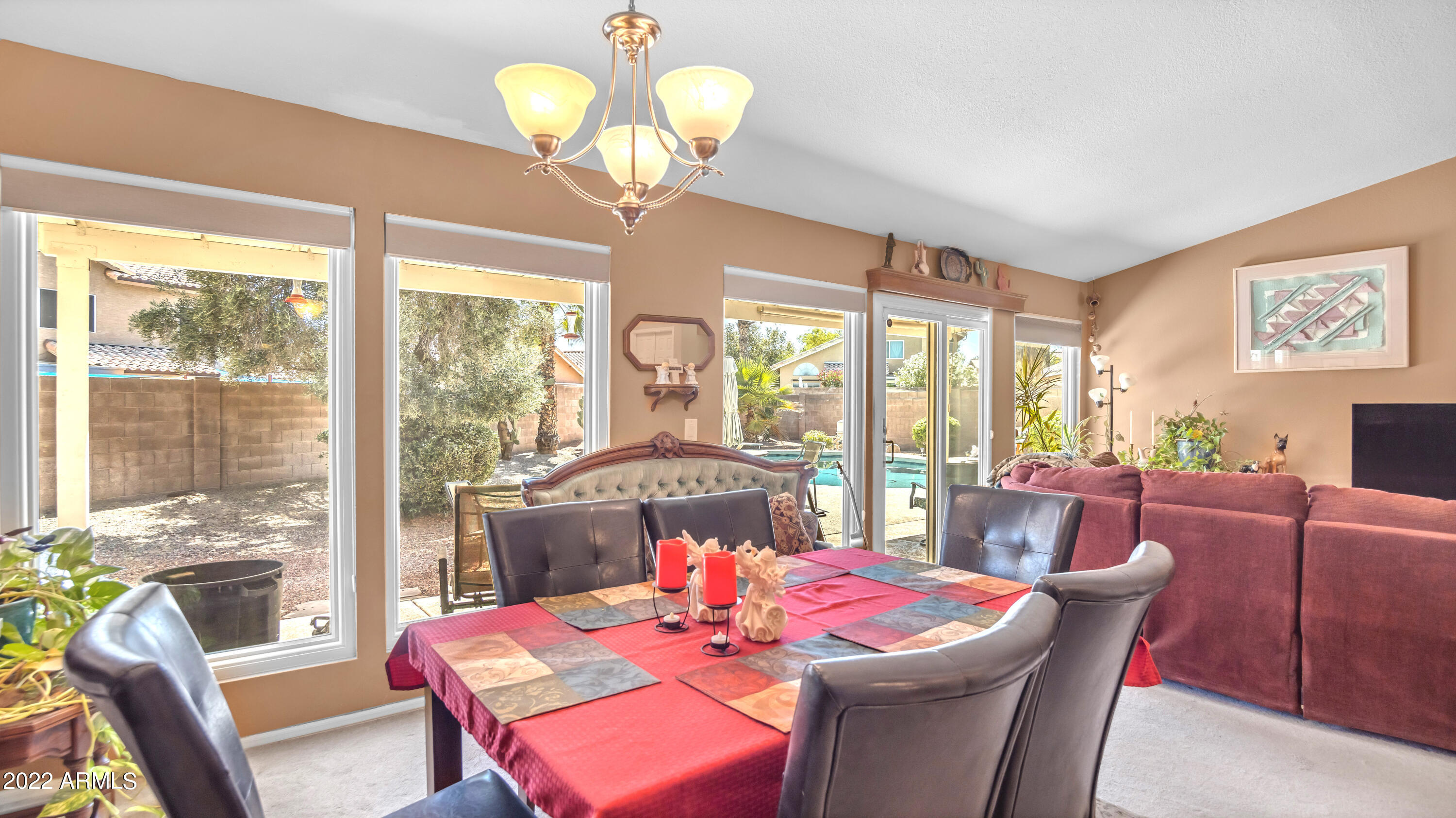 4325 E WOODLAND Drive