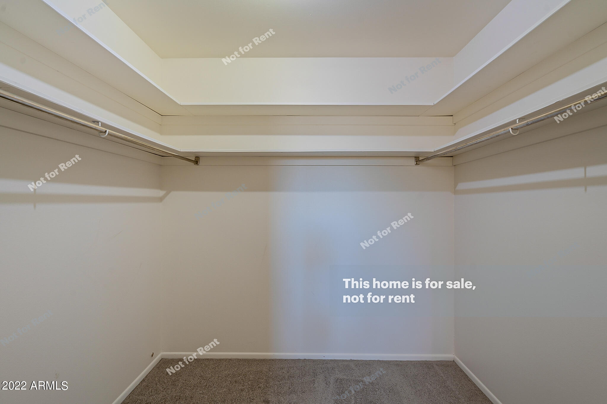 1041 E FAIRMONT Drive