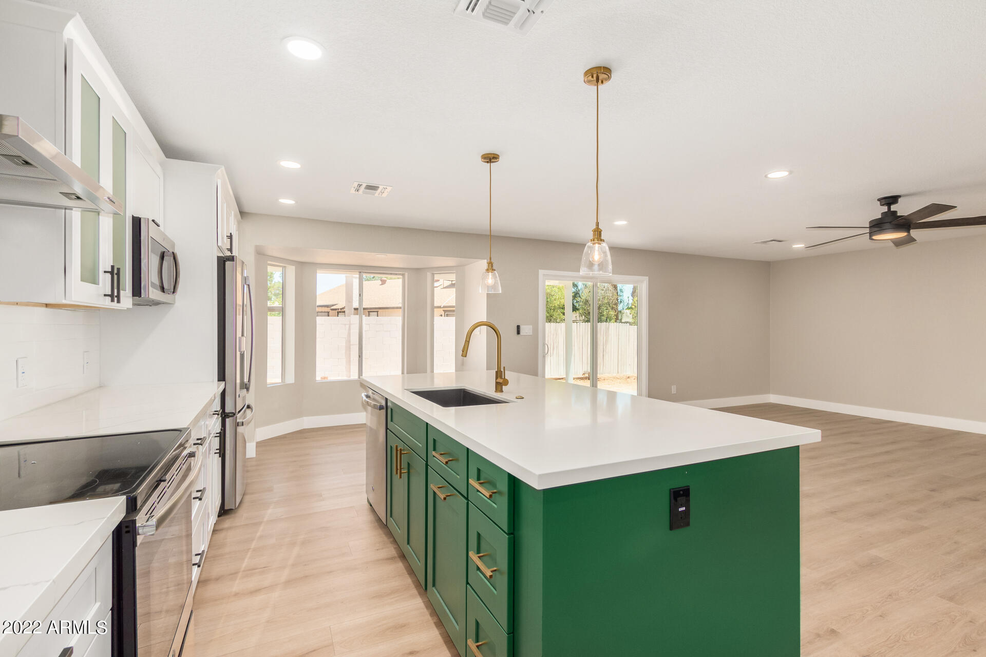 130 W San Remo Street