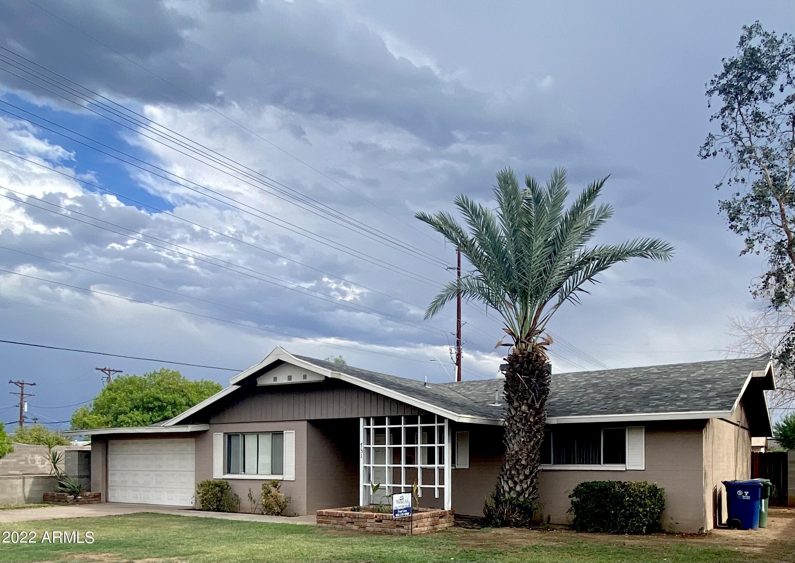 731 E WESLEYAN Drive