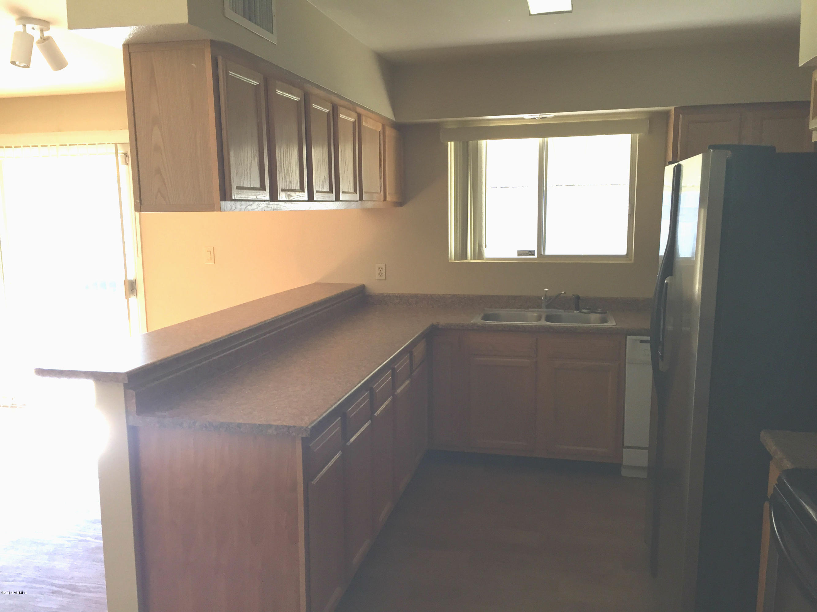 731 E WESLEYAN Drive