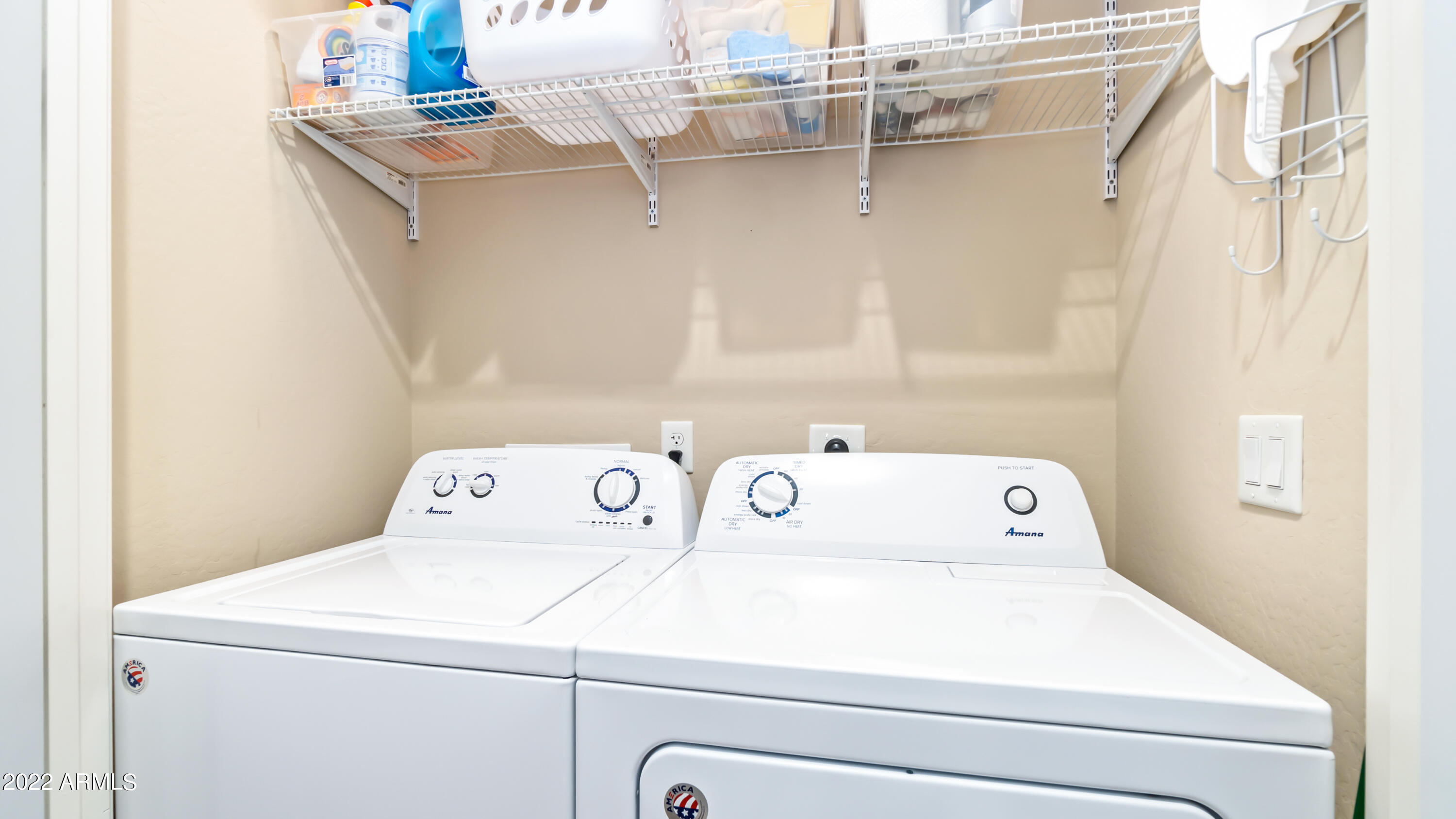 124 N CALIFORNIA Street Unit: 28