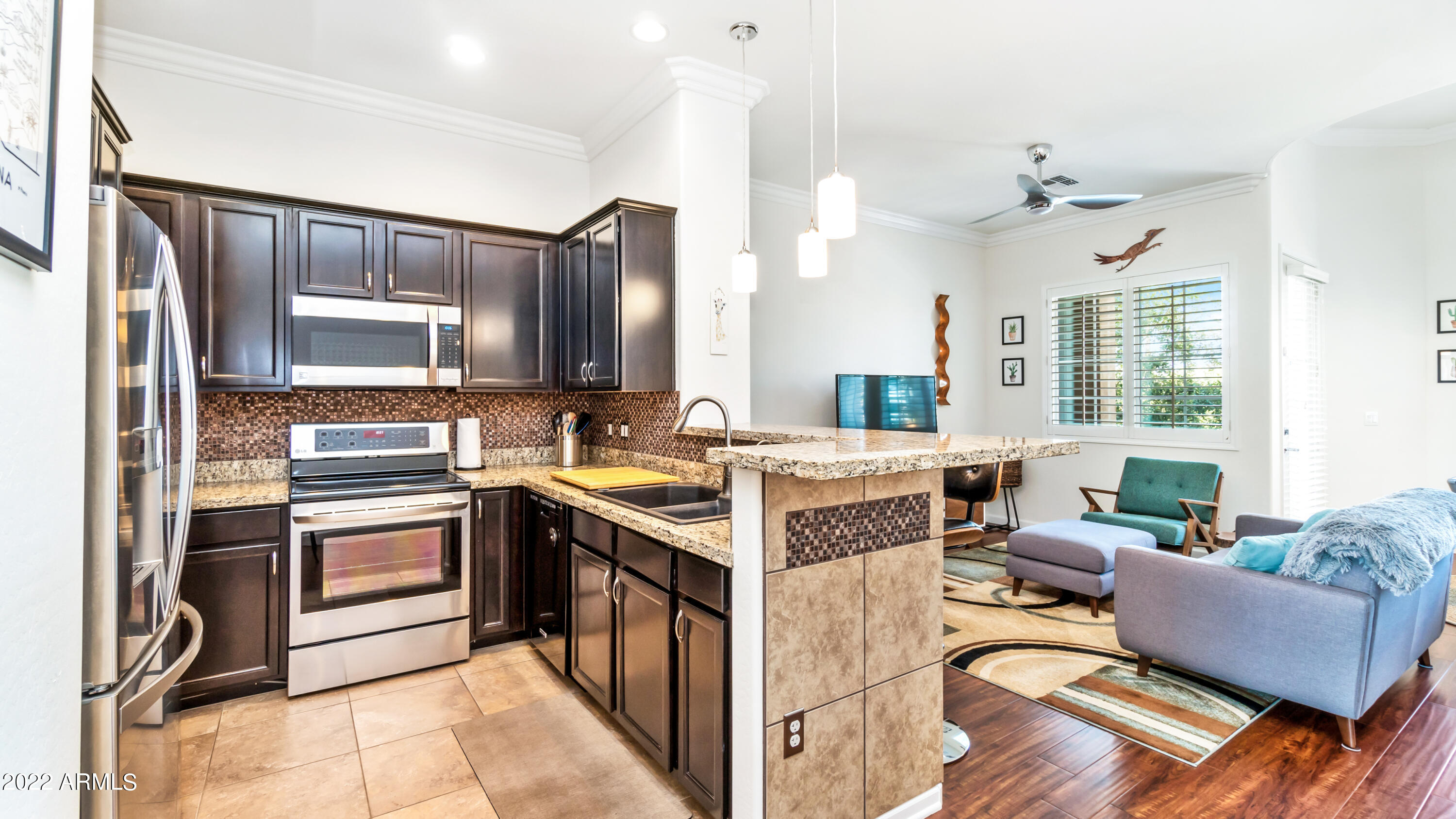 124 N CALIFORNIA Street Unit: 28