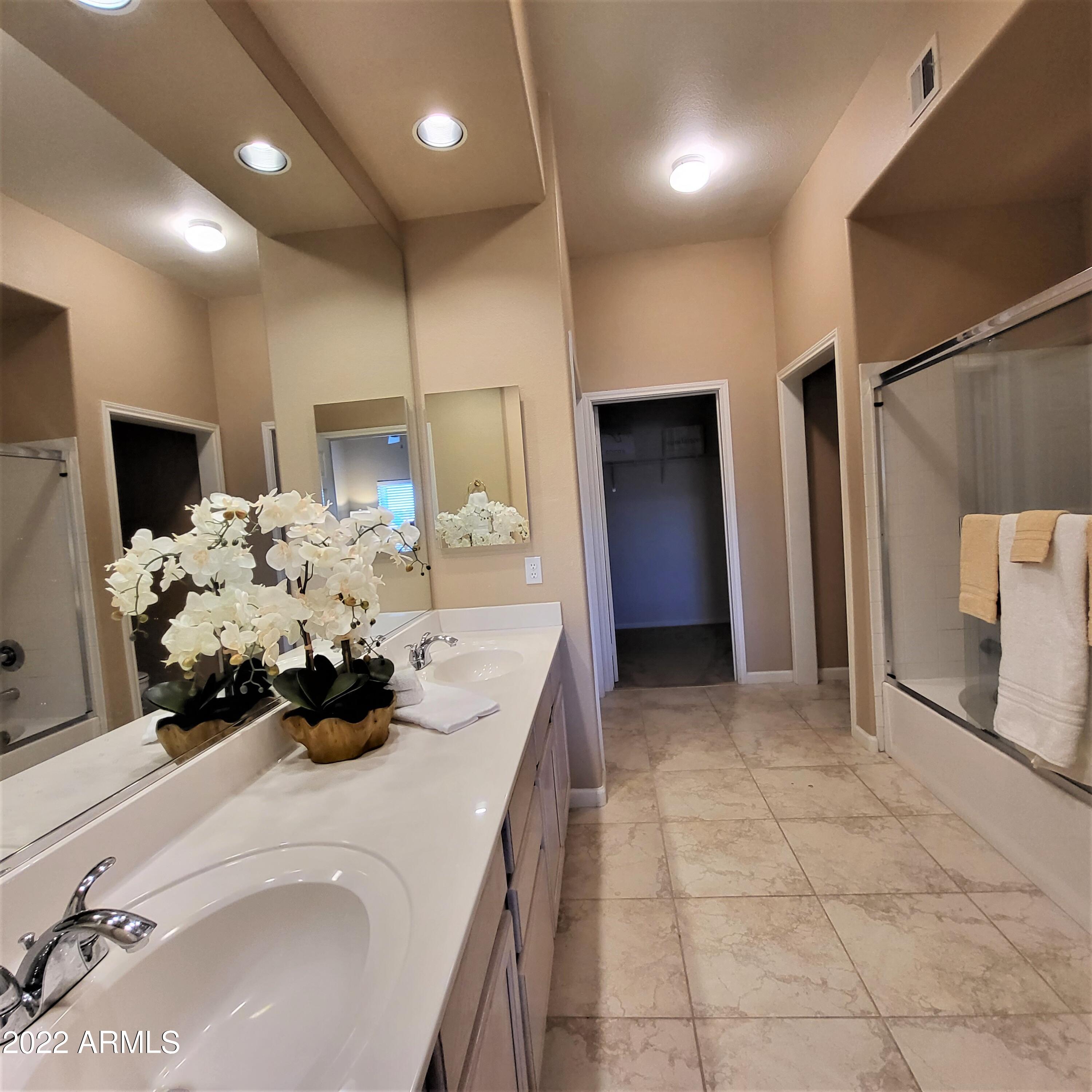 8245 E BELL Road Unit: 150