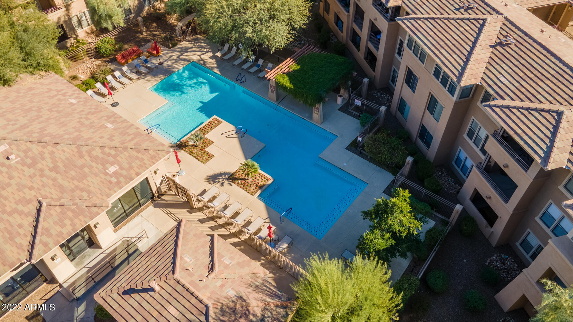 20100 N 78TH Place Unit: 2038