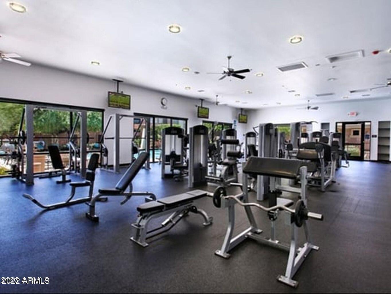 20100 N 78TH Place Unit: 2038