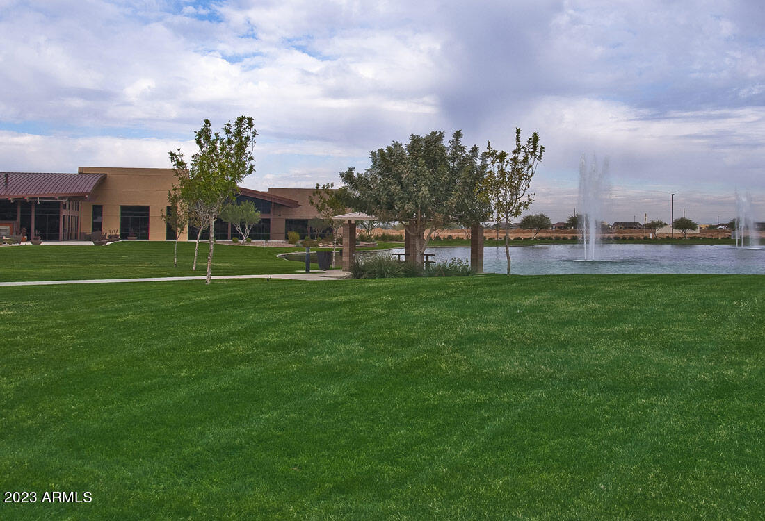 2212 E GALILEO Drive