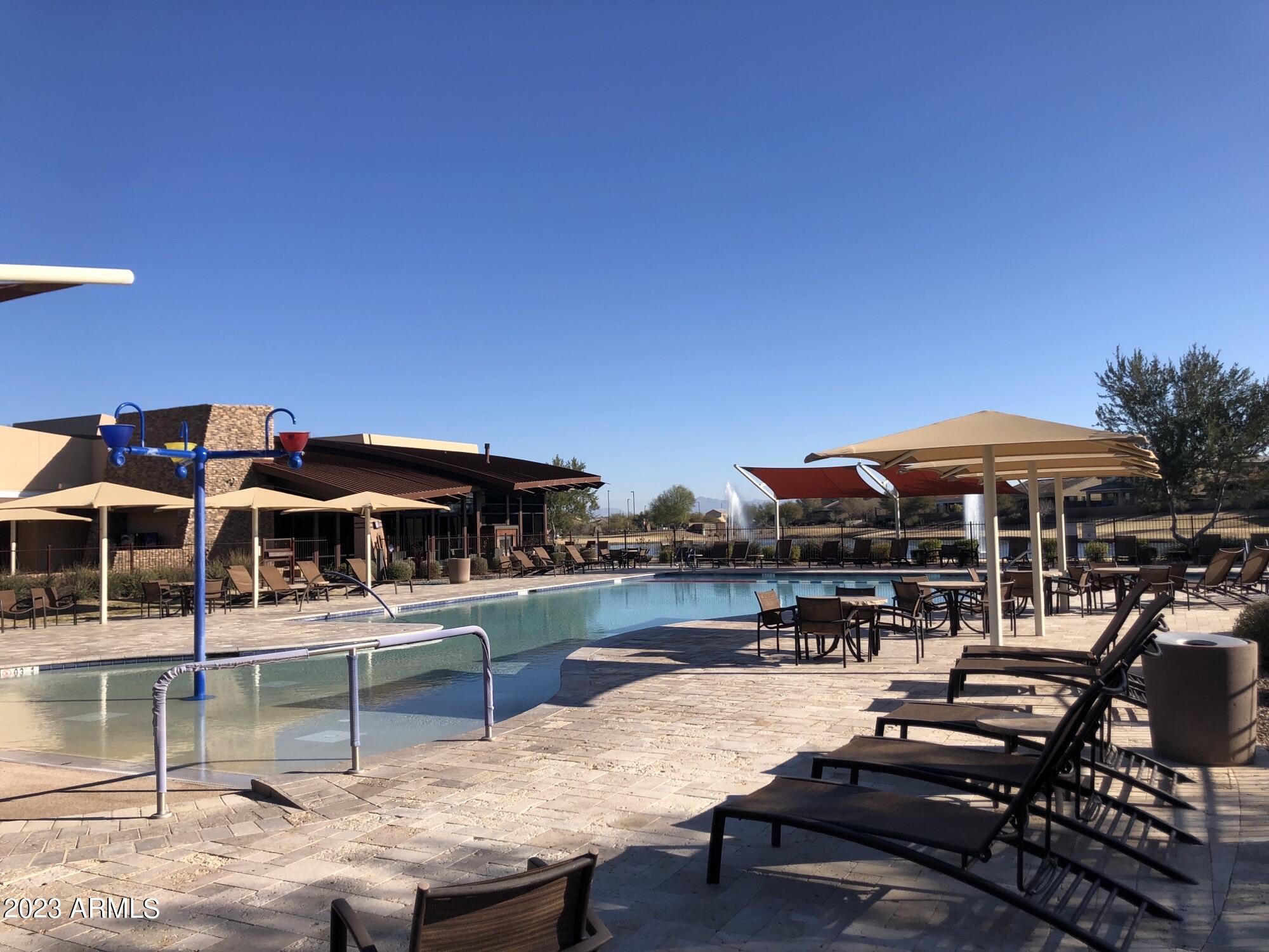 2212 E GALILEO Drive