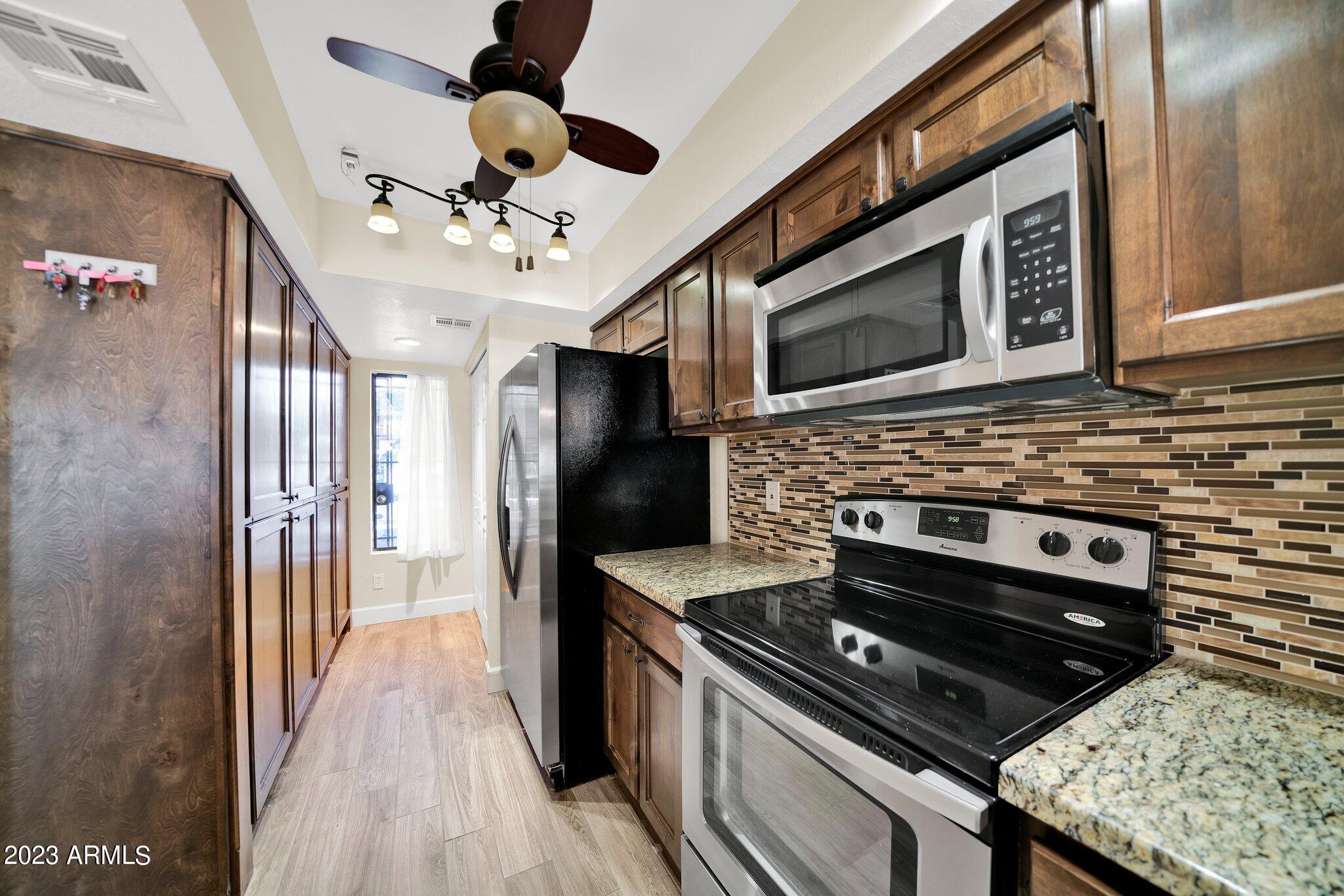 205 N 74TH Street Unit: 144