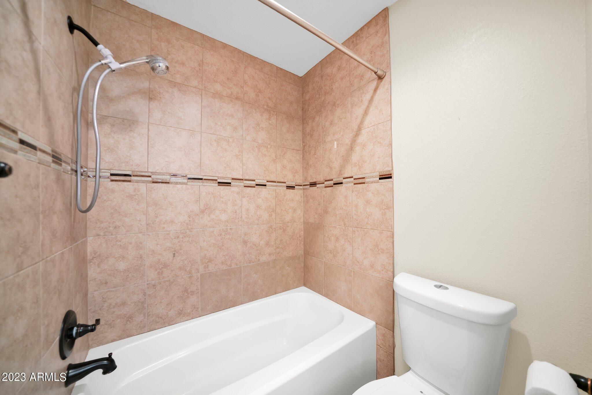 205 N 74TH Street Unit: 144