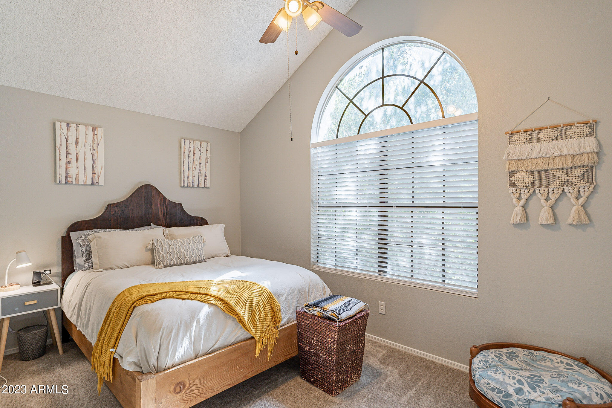 921 W UNIVERSITY Drive Unit: 1006