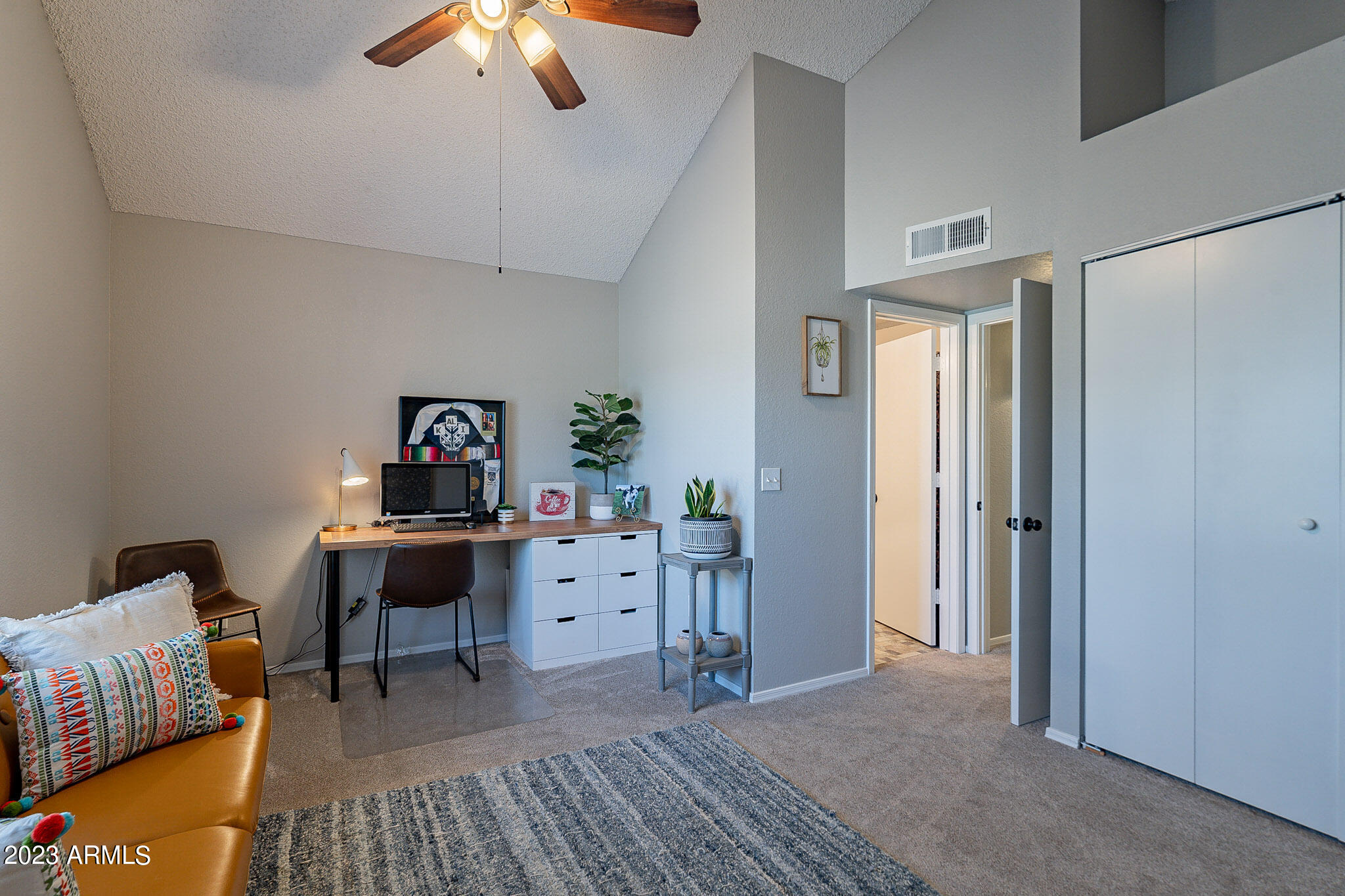 921 W UNIVERSITY Drive Unit: 1006