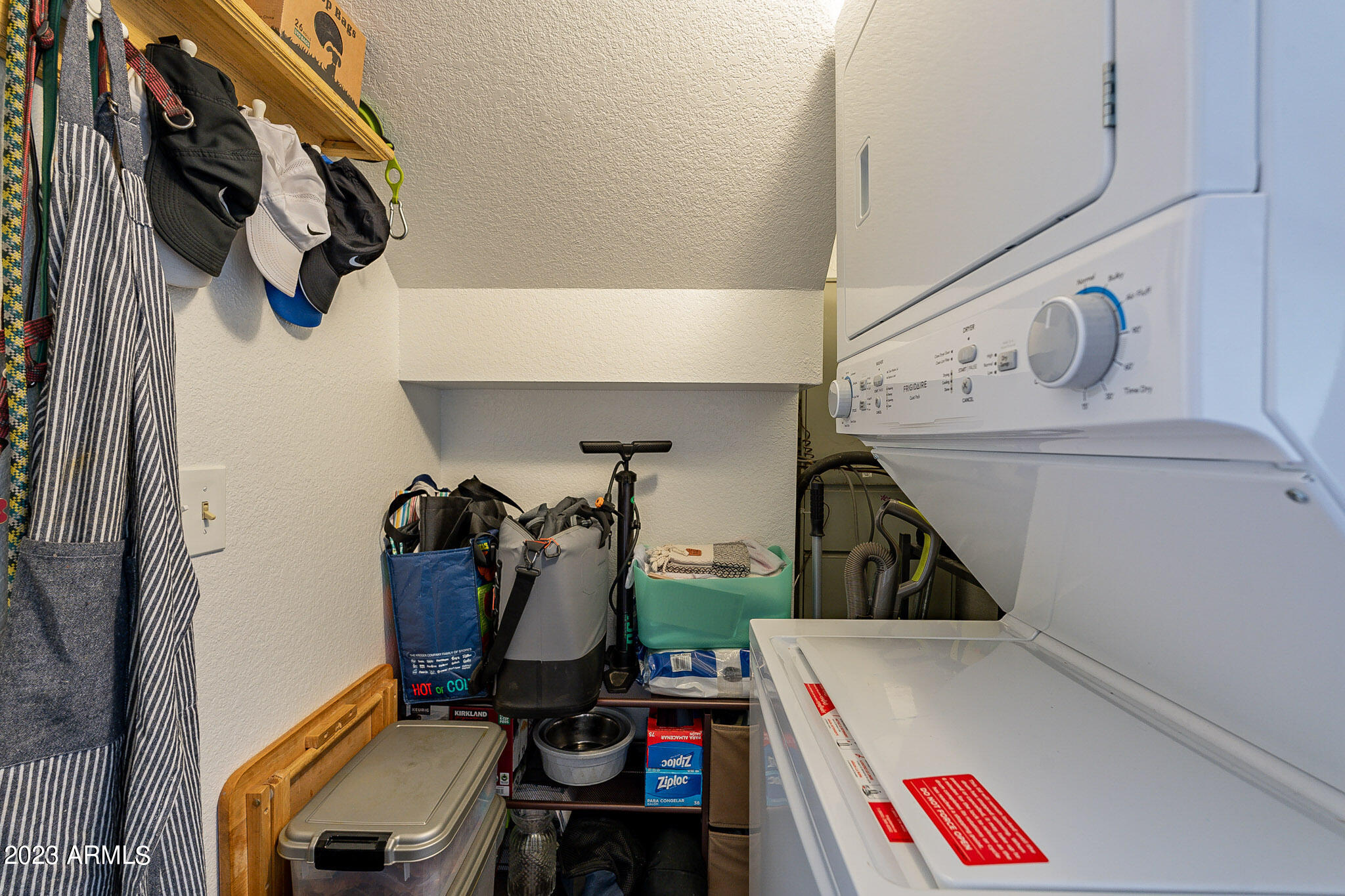921 W UNIVERSITY Drive Unit: 1006