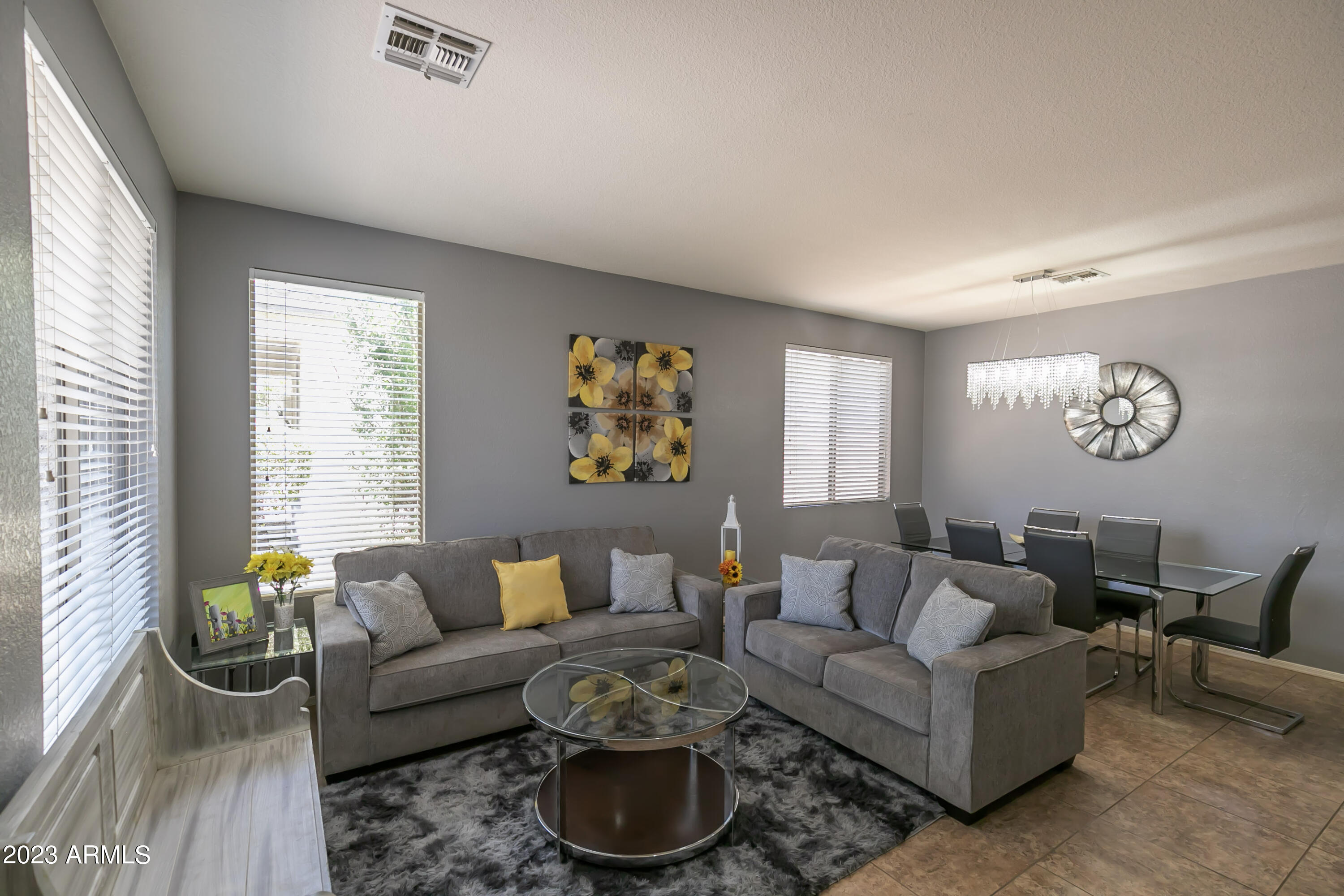 10249 E JUANITA Circle