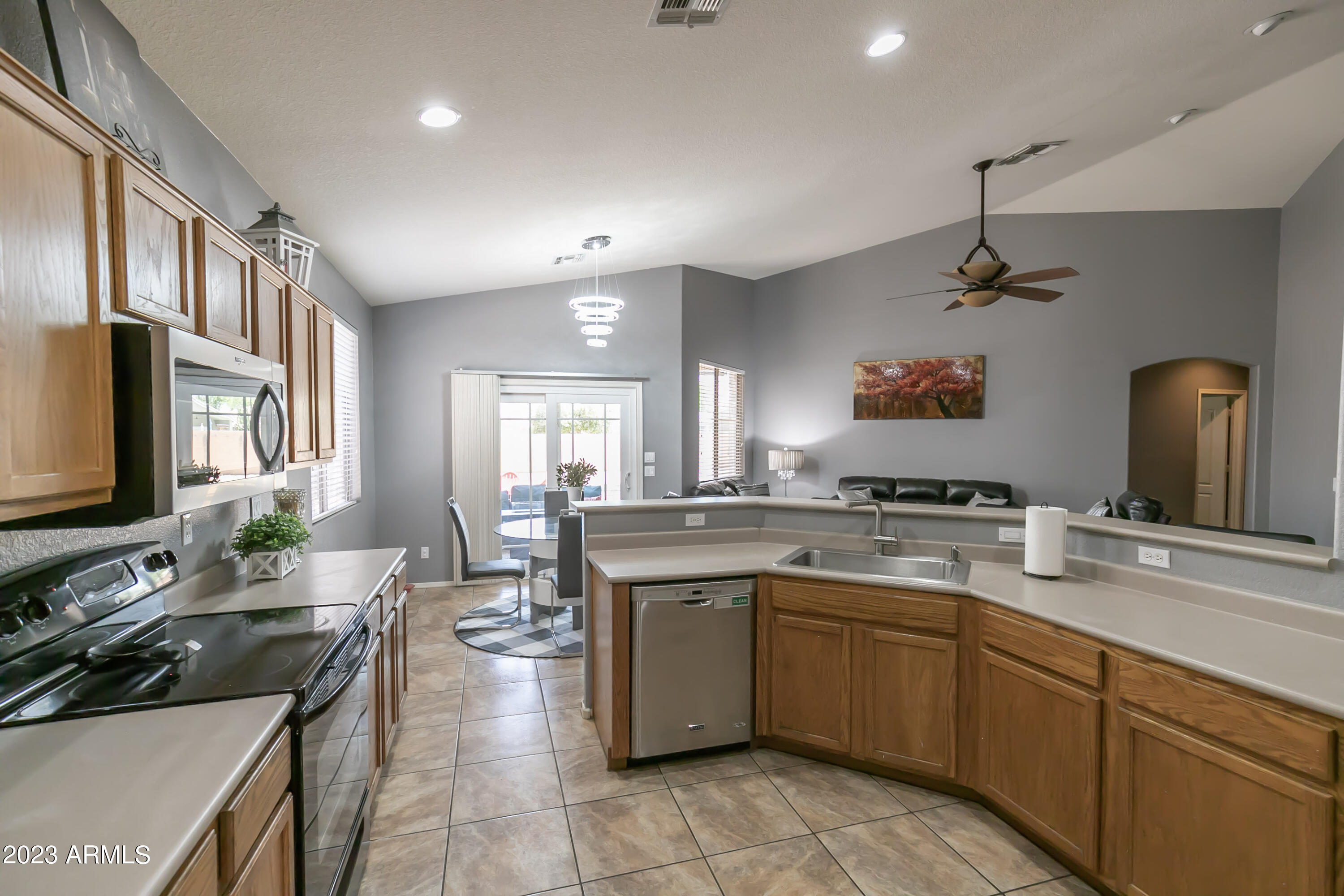 10249 E JUANITA Circle