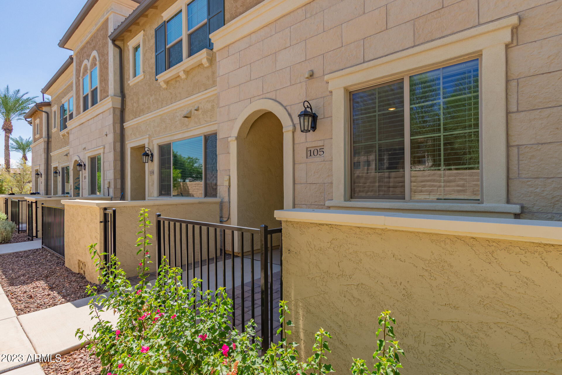 2669 S PEPPERTREE Drive # 105