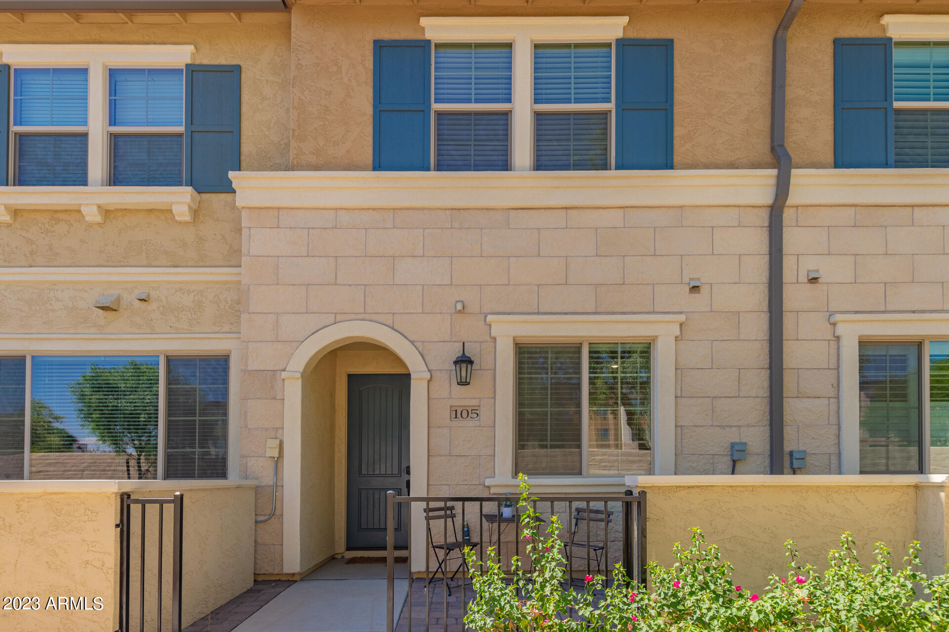 2669 S PEPPERTREE Drive # 105