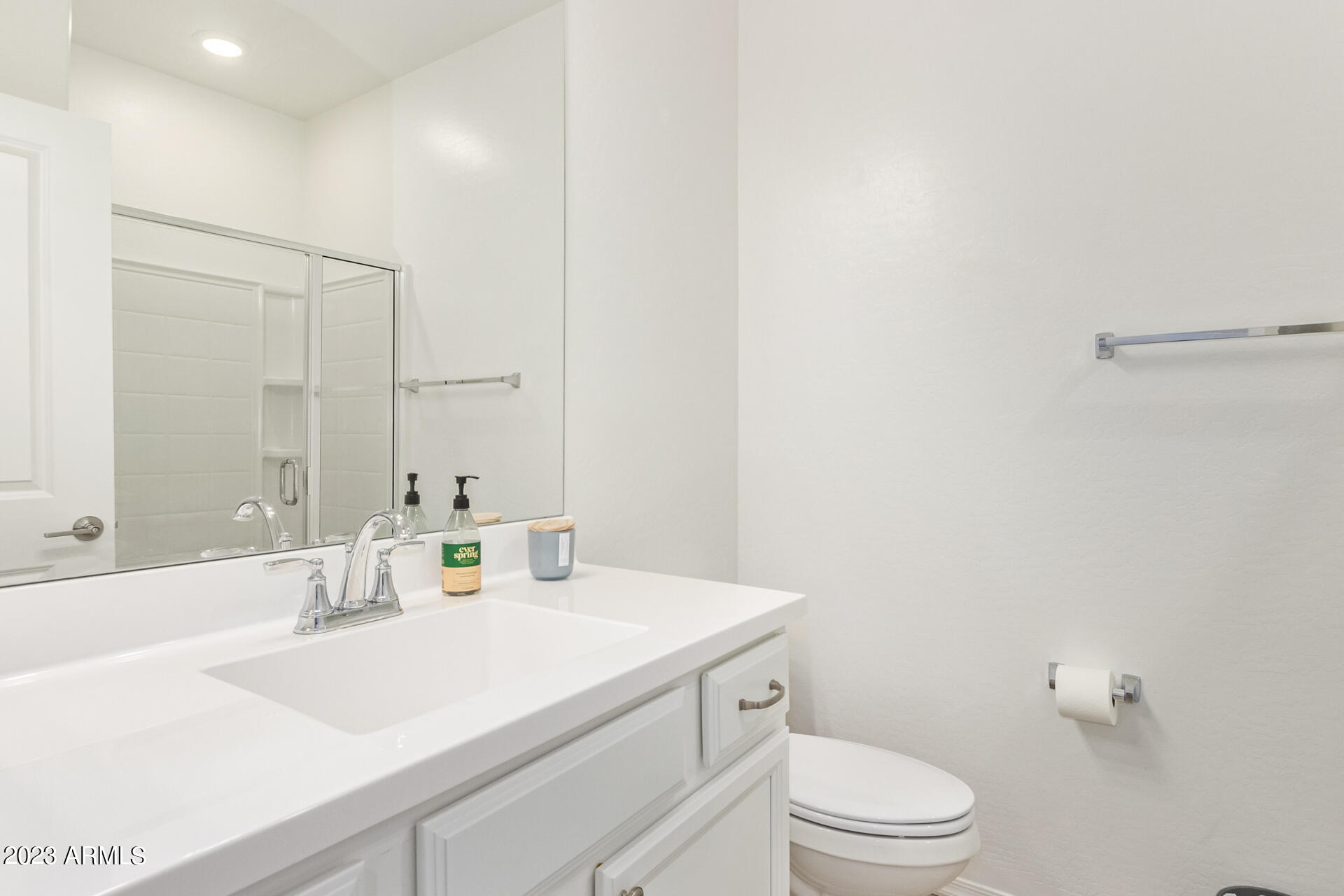 2669 S PEPPERTREE Drive # 105