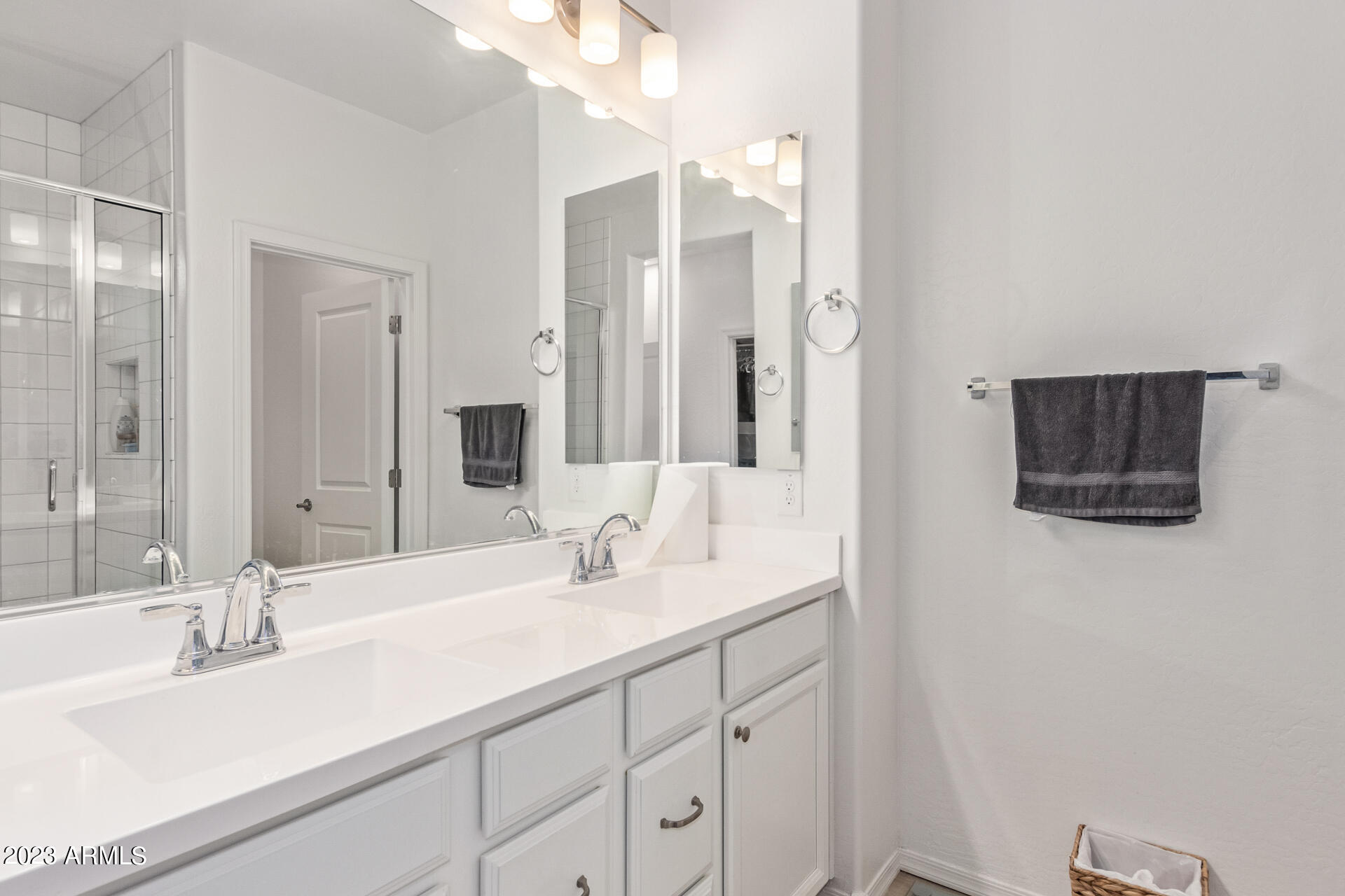 2669 S PEPPERTREE Drive # 105