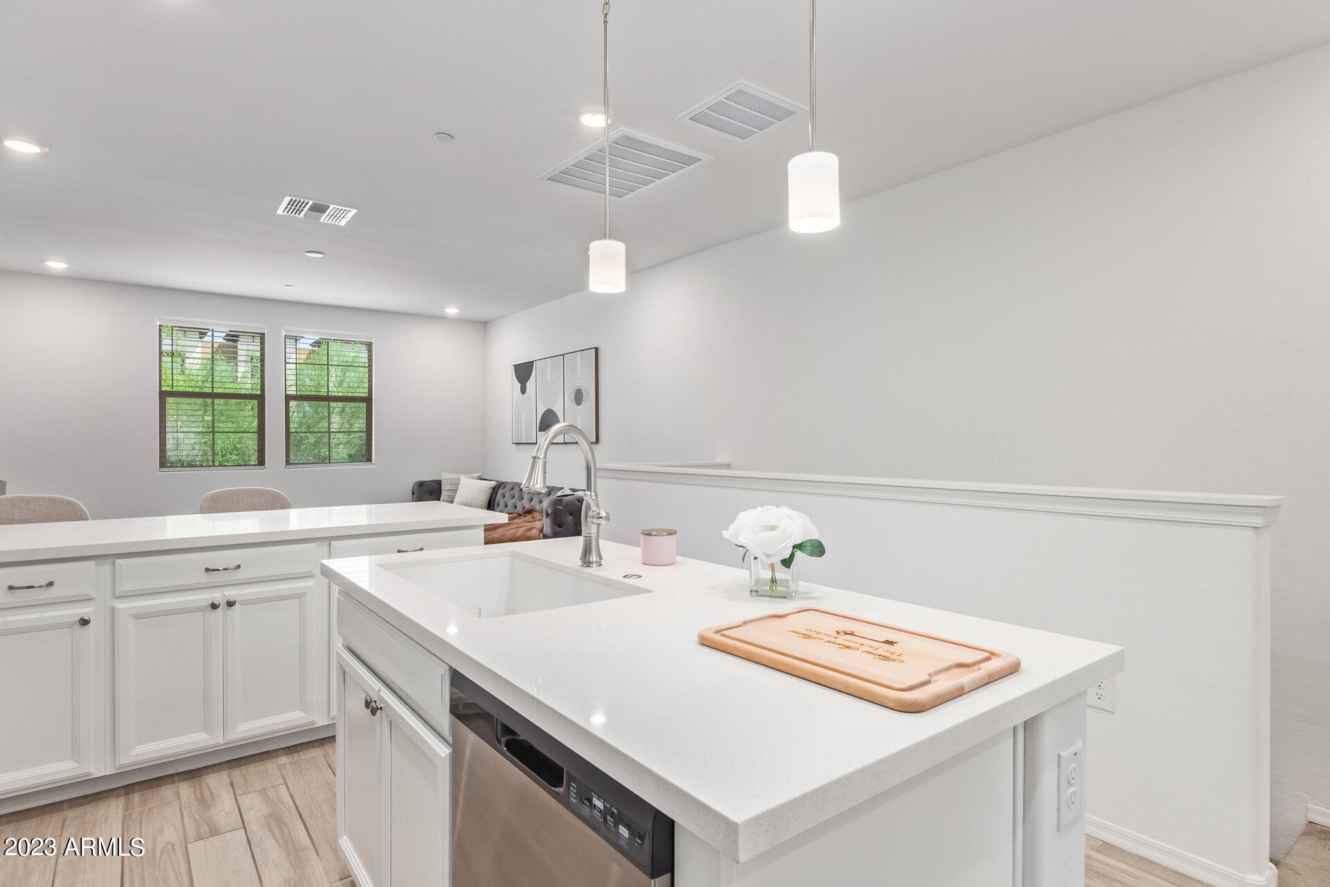 2669 S PEPPERTREE Drive # 105