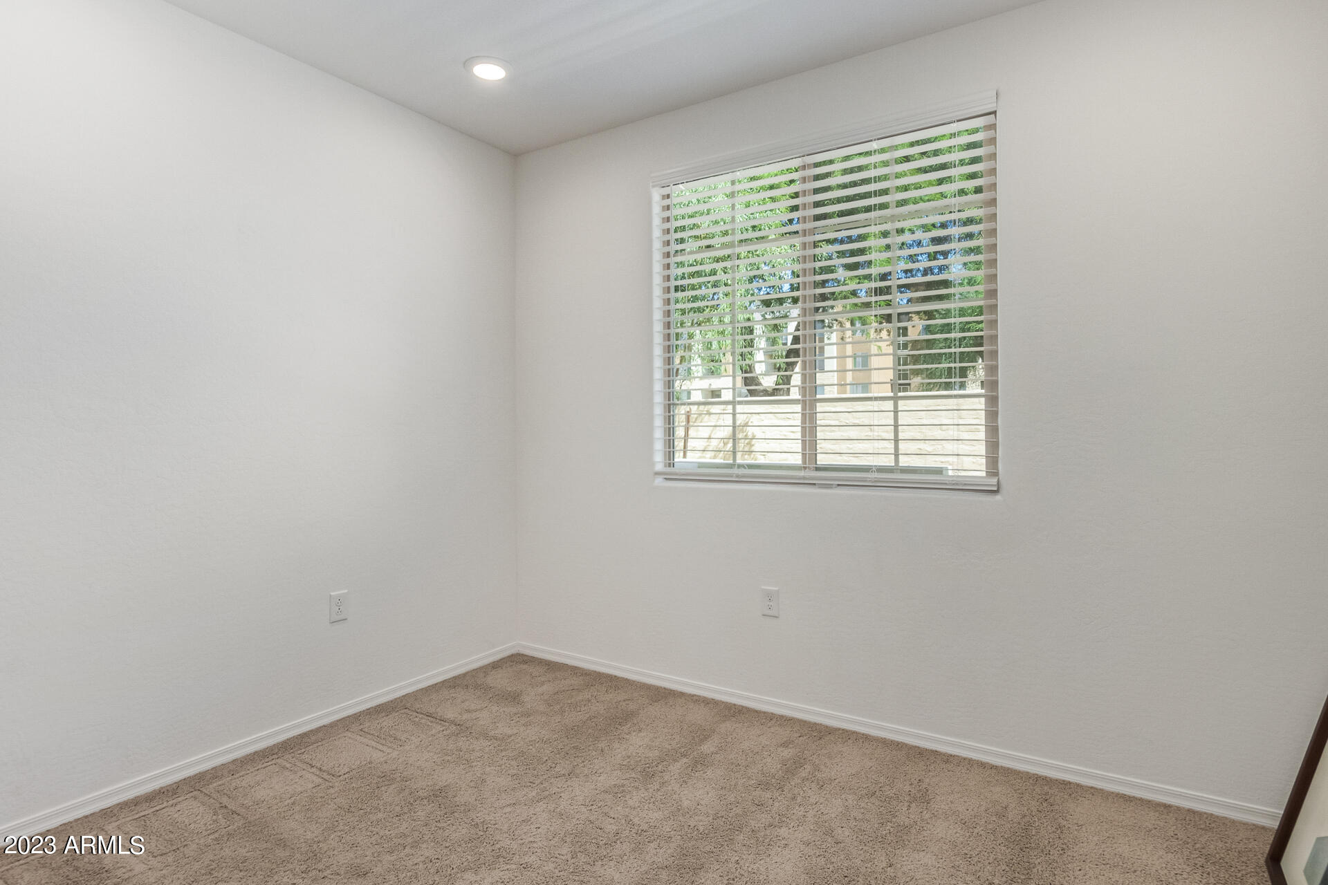 2669 S PEPPERTREE Drive # 105