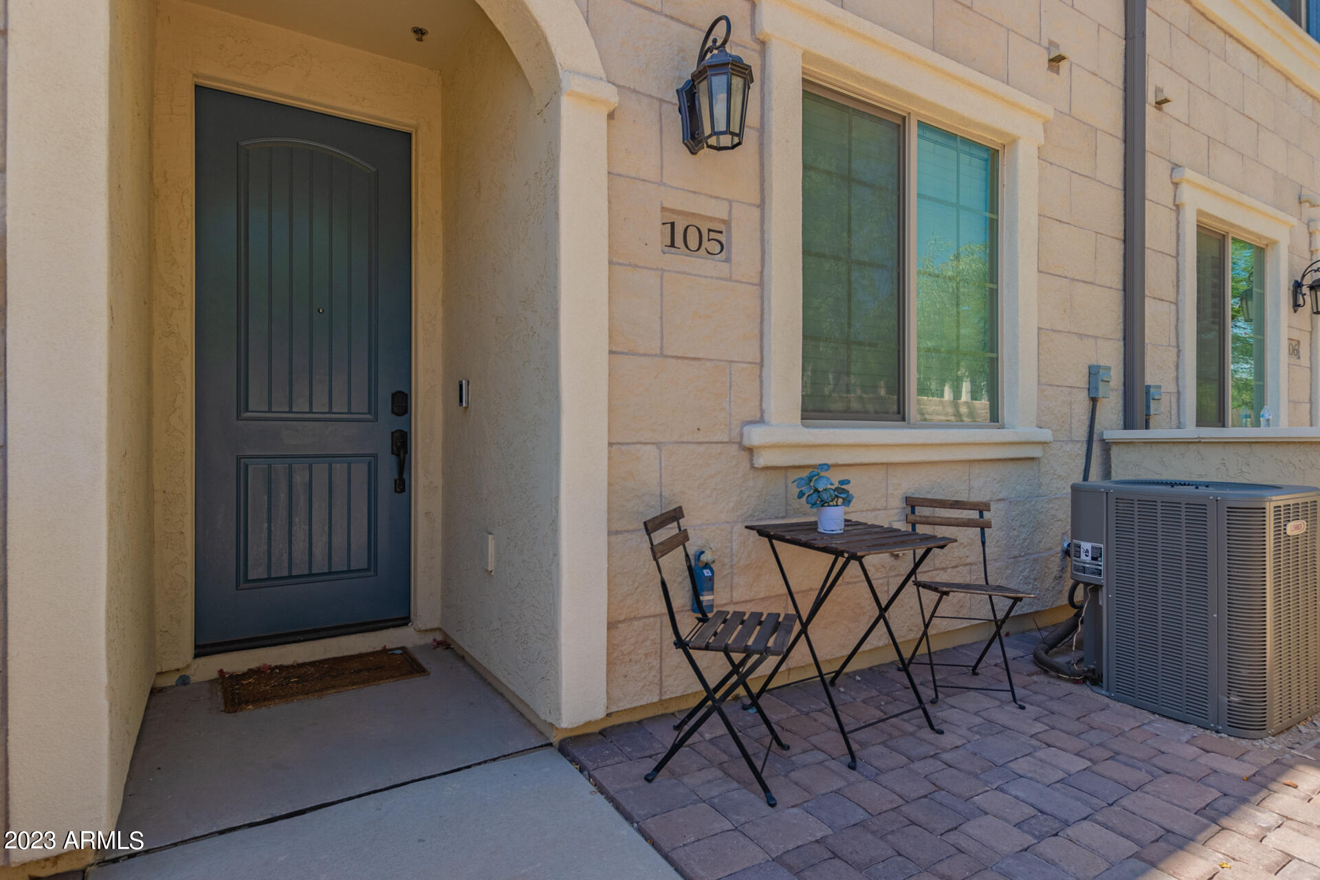 2669 S PEPPERTREE Drive # 105