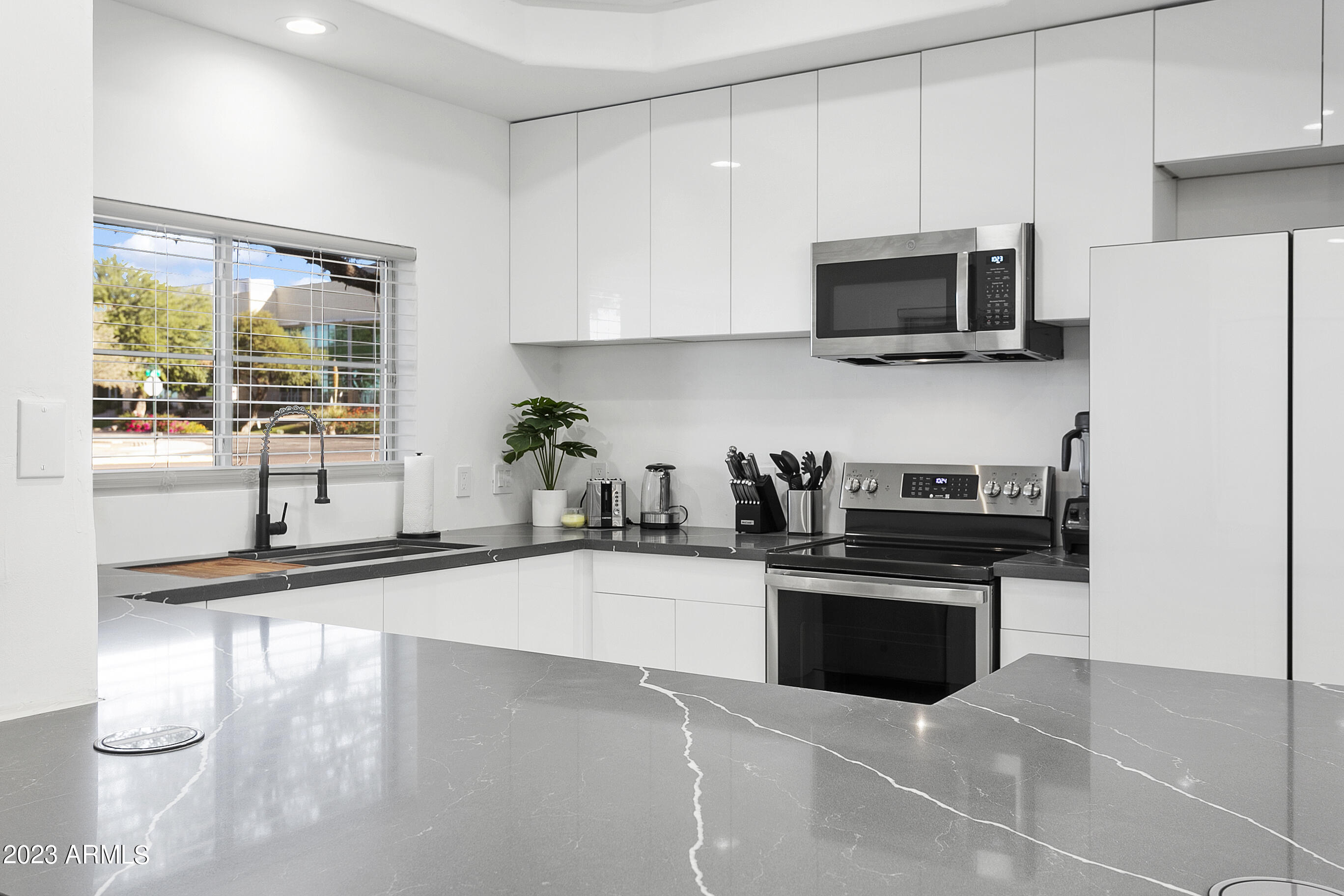 8245 E BELL Road Unit: 150