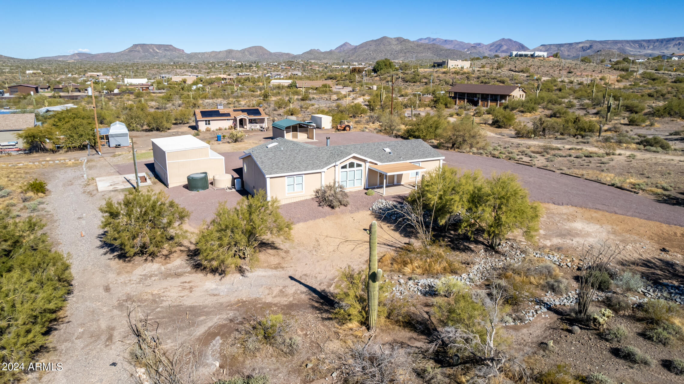 2816 W TWIN PEAKS Lane