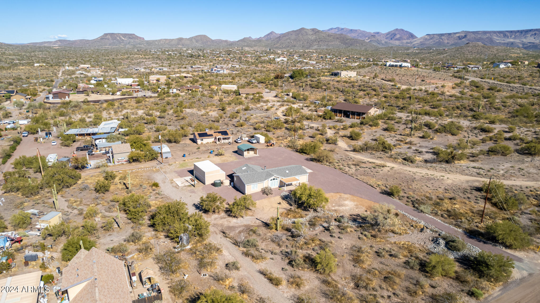 2816 W TWIN PEAKS Lane