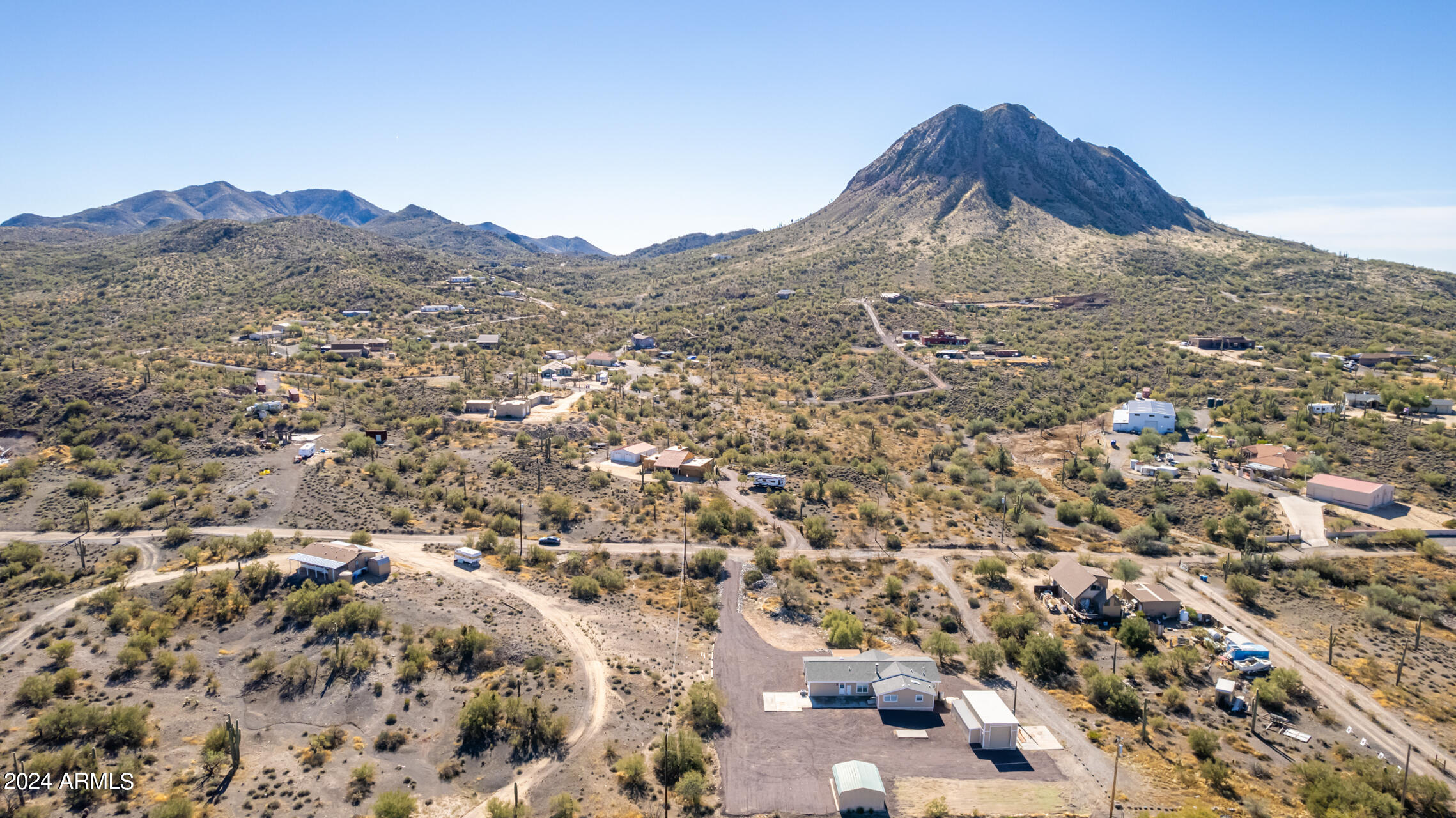 2816 W TWIN PEAKS Lane