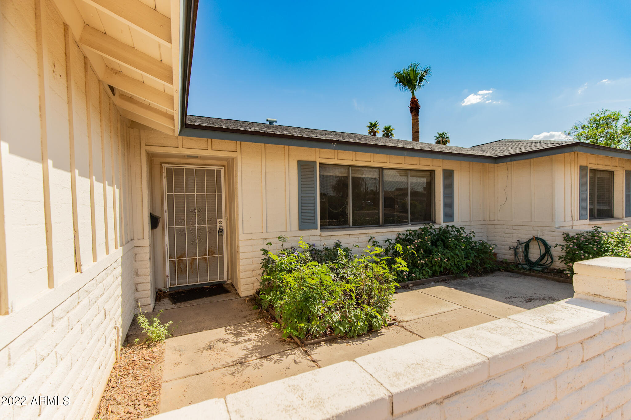 1203 E HERMOSA Drive