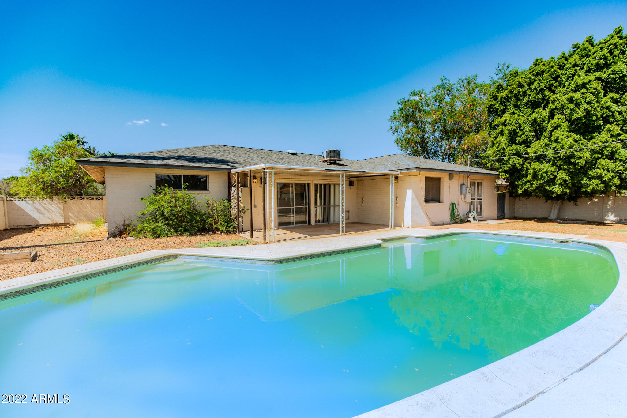 1203 E HERMOSA Drive