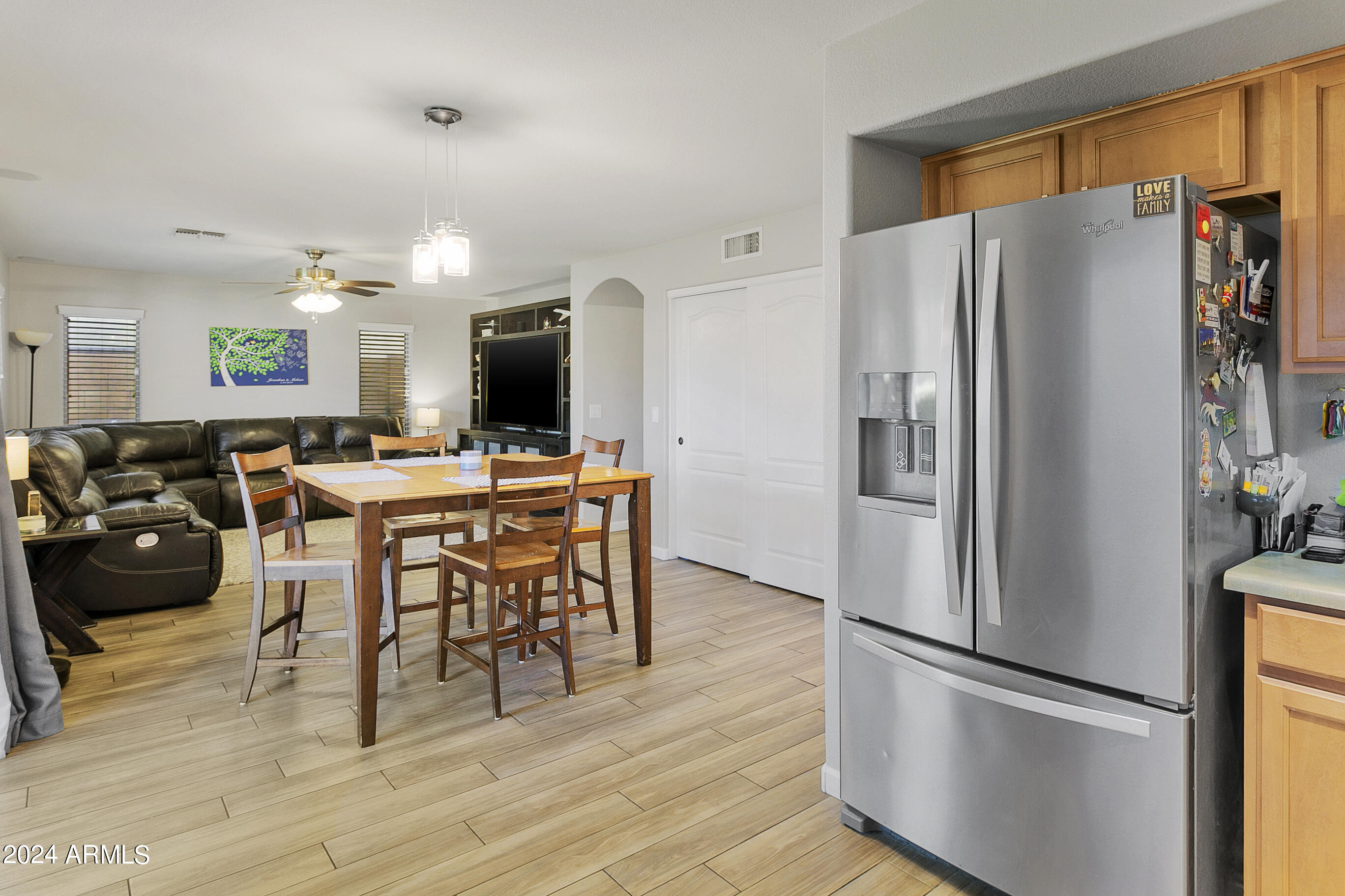 2513 W Big Oak Street