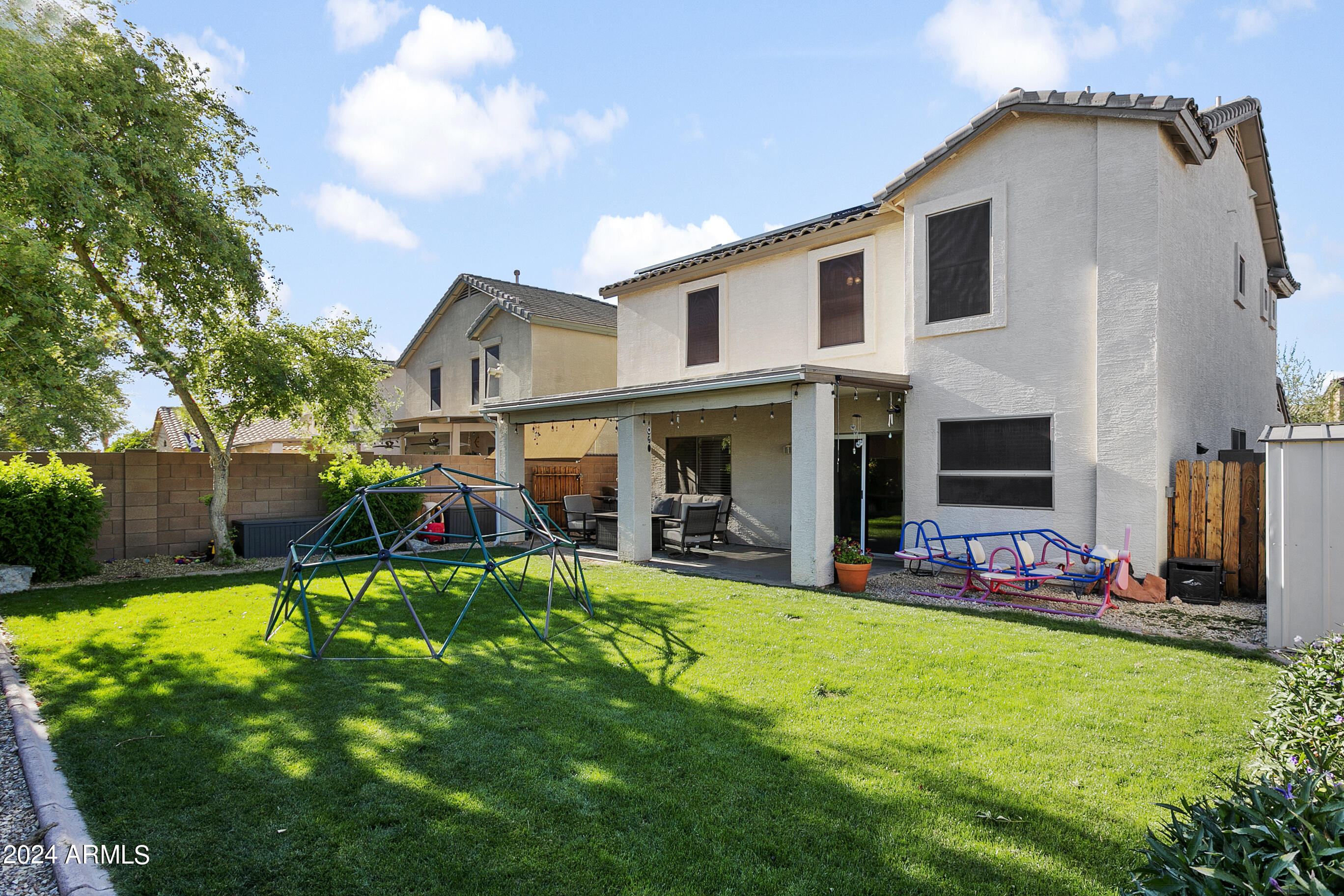 2513 W Big Oak Street