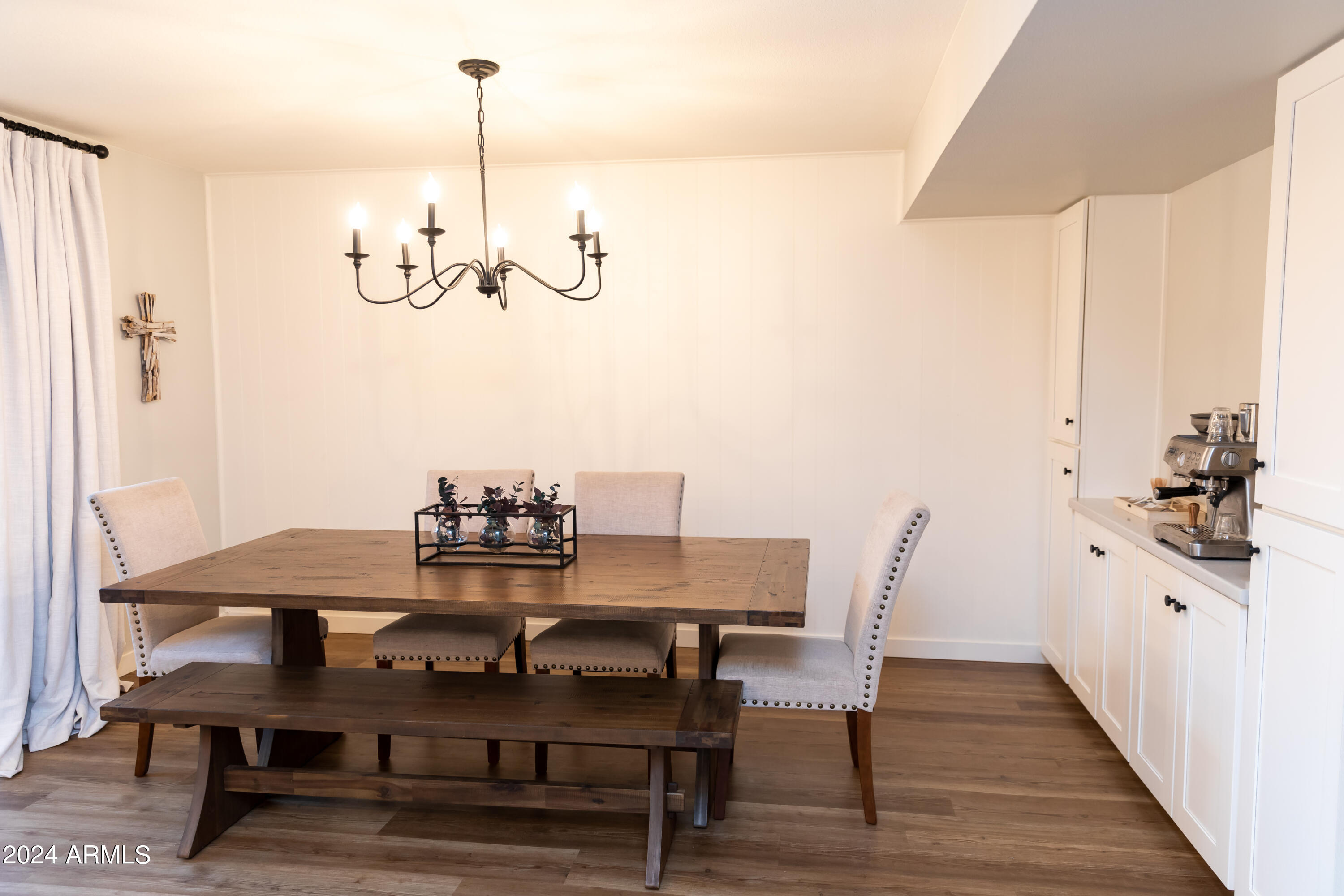 8456 E MONTEBELLO Avenue