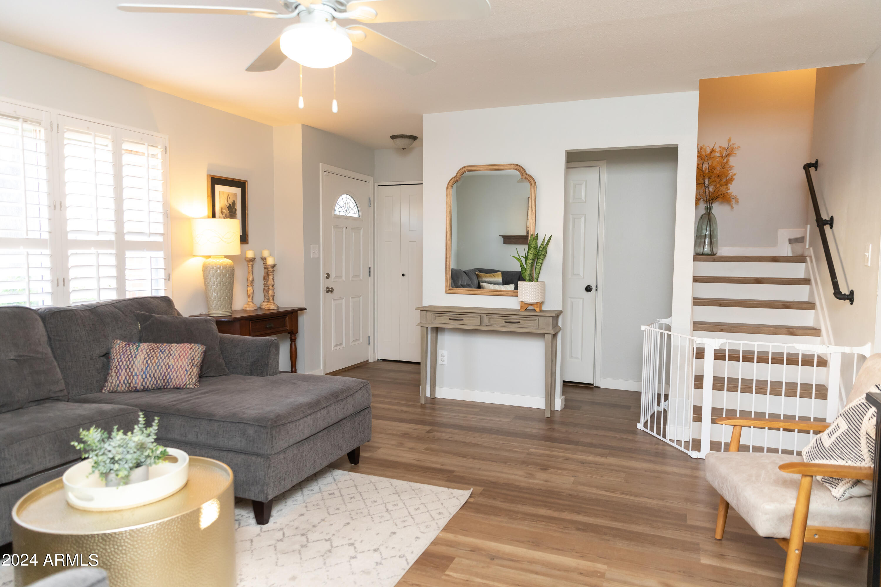 8456 E MONTEBELLO Avenue