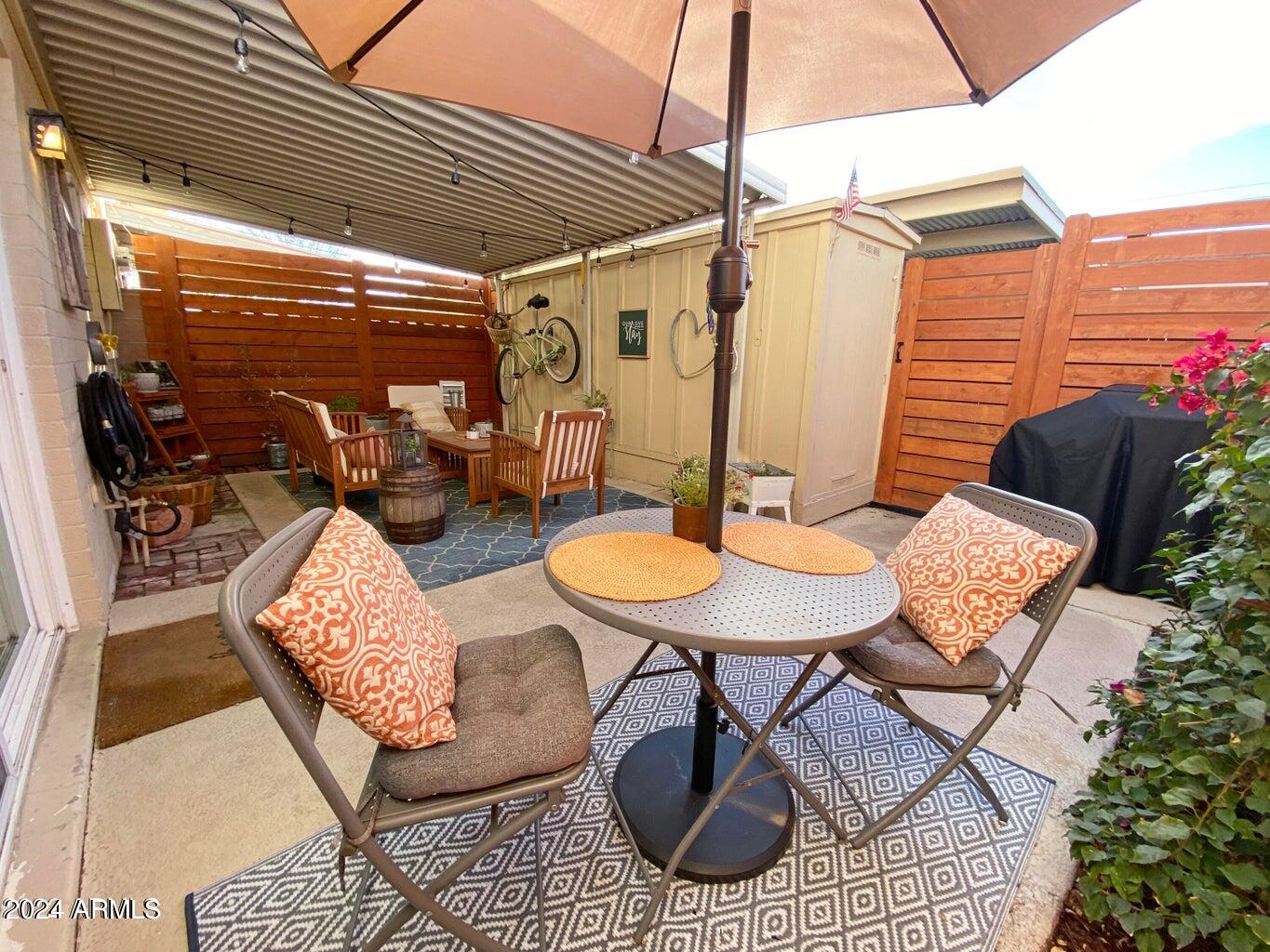 8456 E MONTEBELLO Avenue